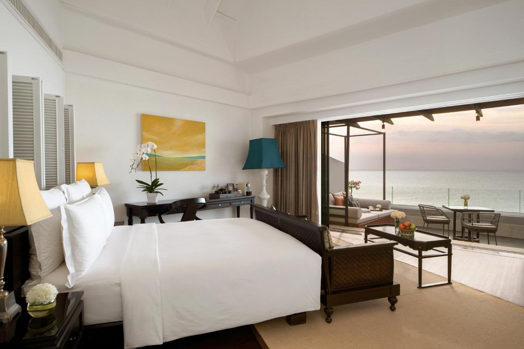 Ocean View room with Club Access - Photo 5