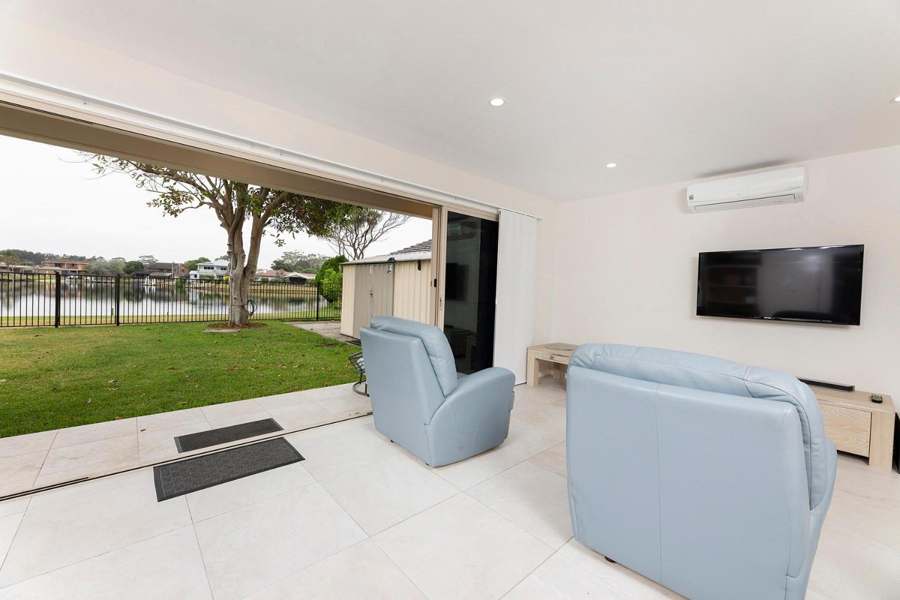 Three-Bedroom House photo 1