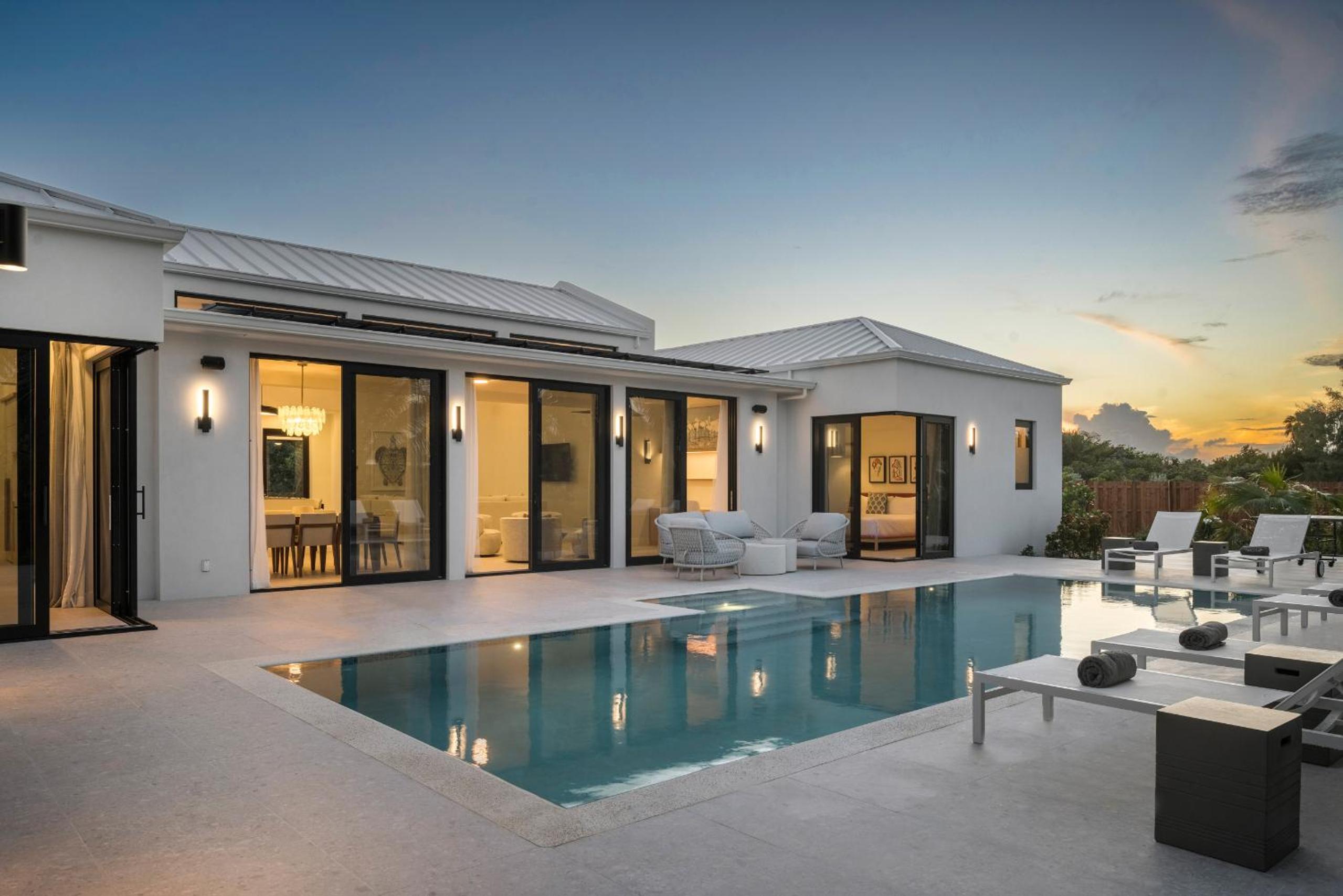 Villa photo 1