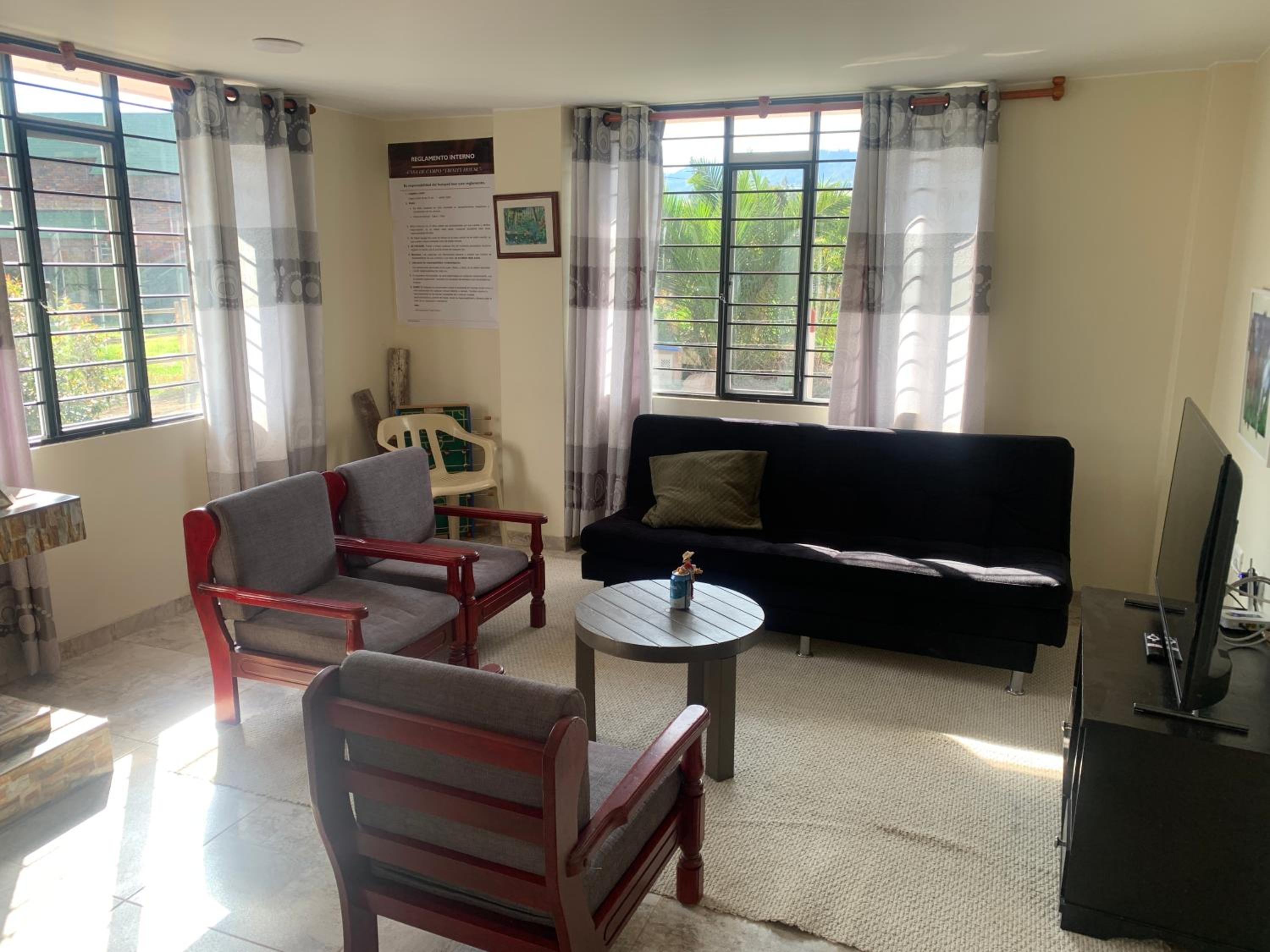 Three-Bedroom House photo 2