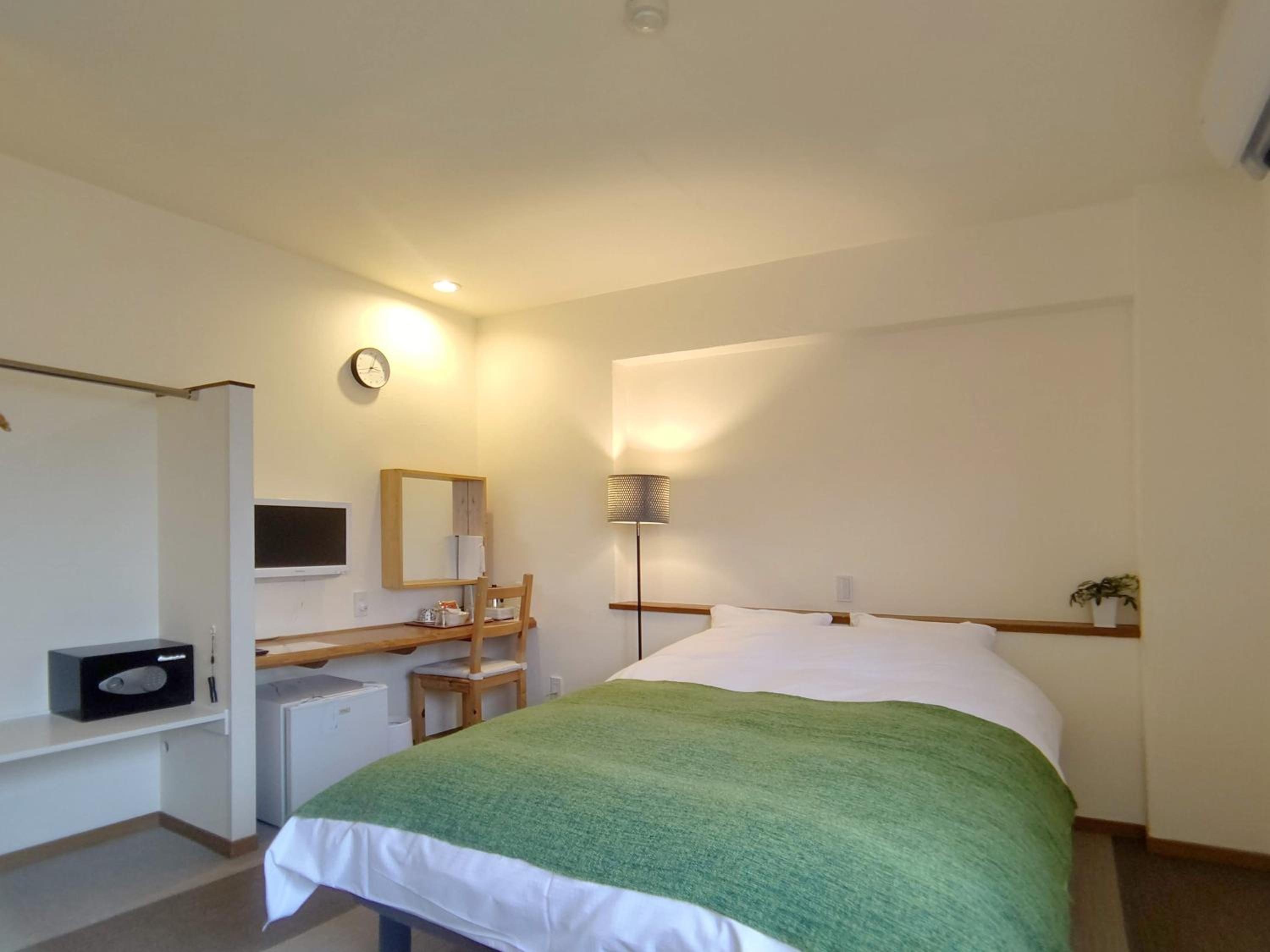 Economy Double Room photo 1