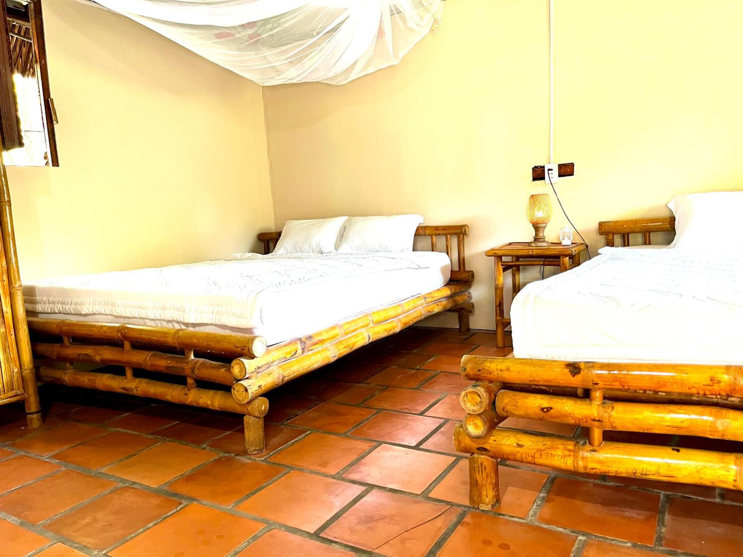Quadruple Room - Photo 14
