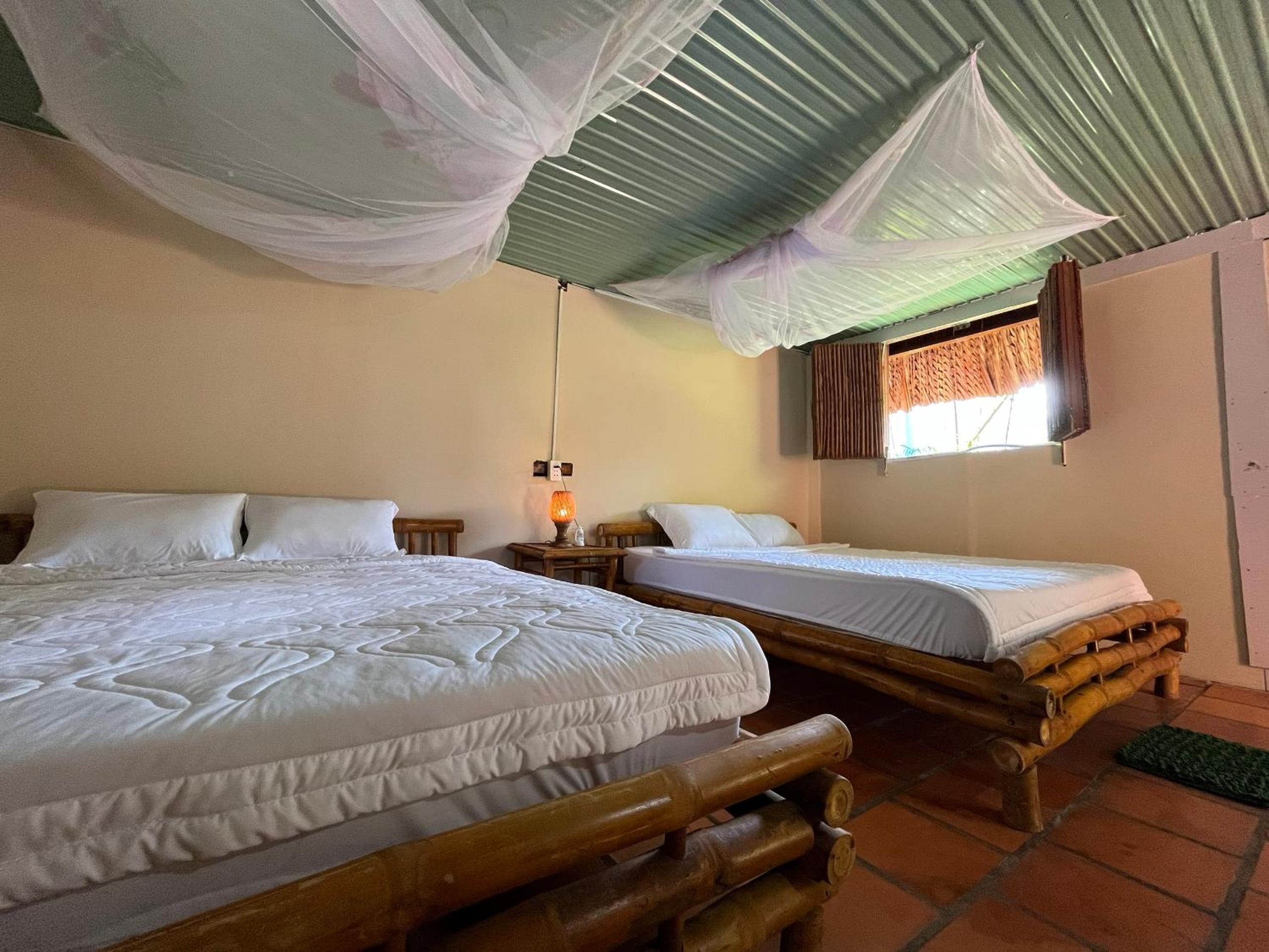 Quadruple Room - Photo 8