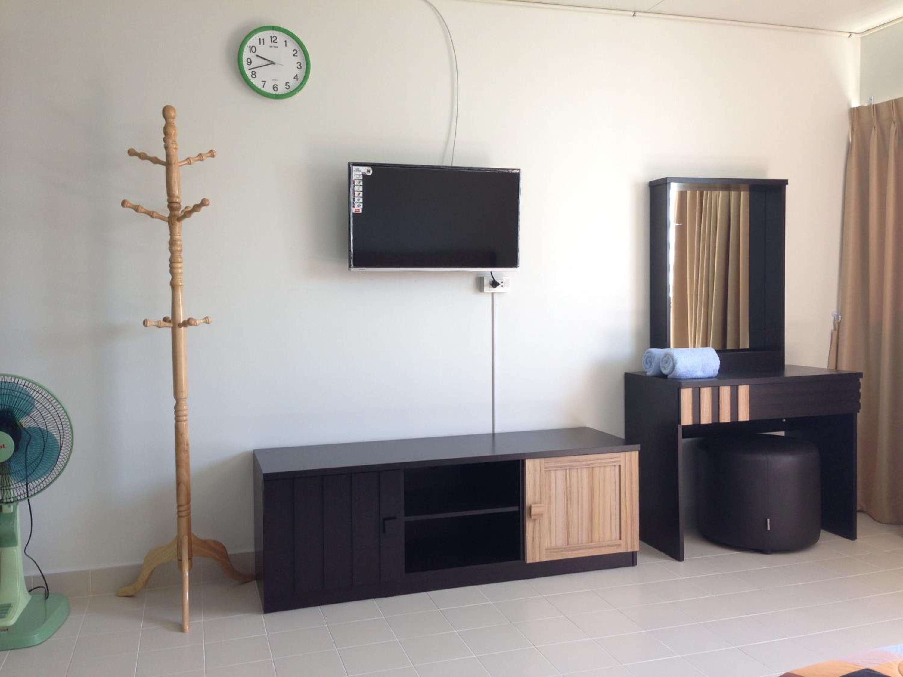 Apartment - Photo 4