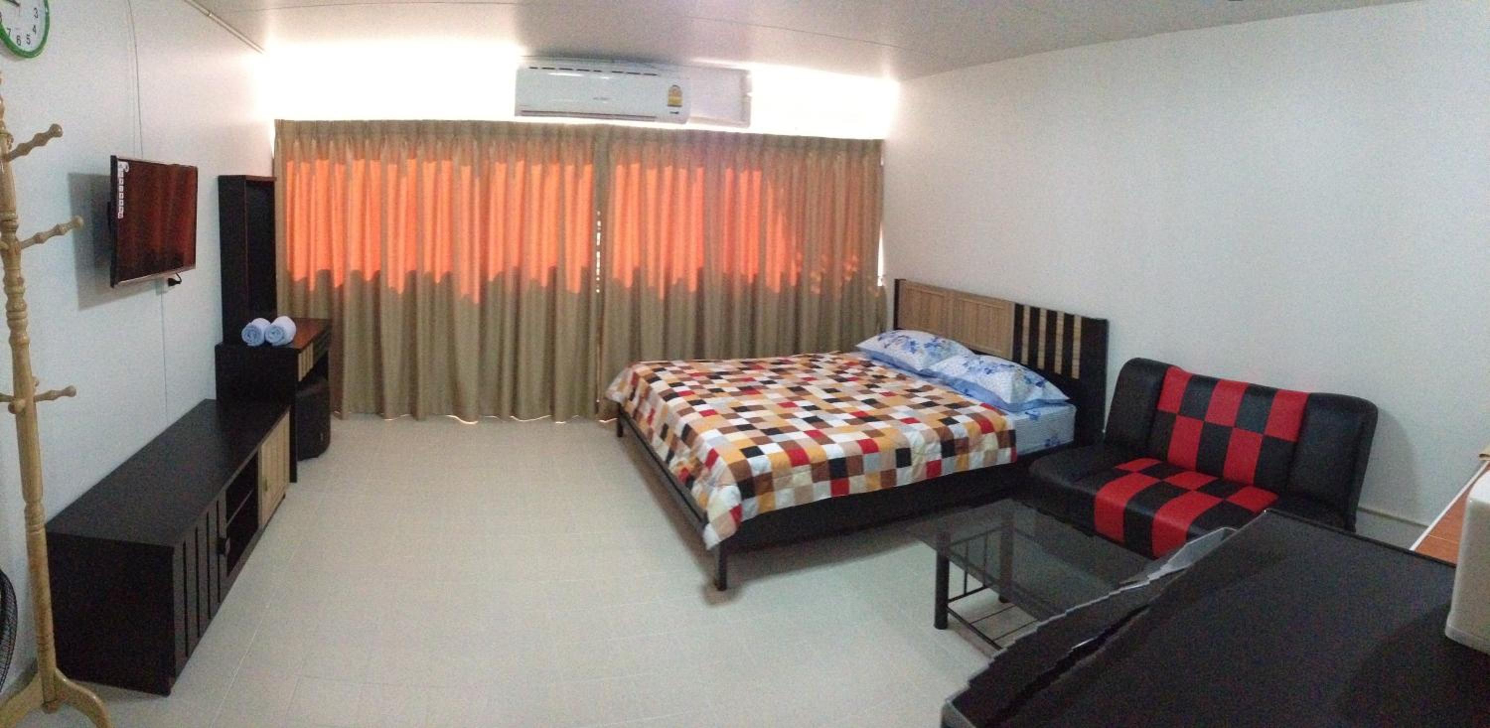 Apartment - Photo 3
