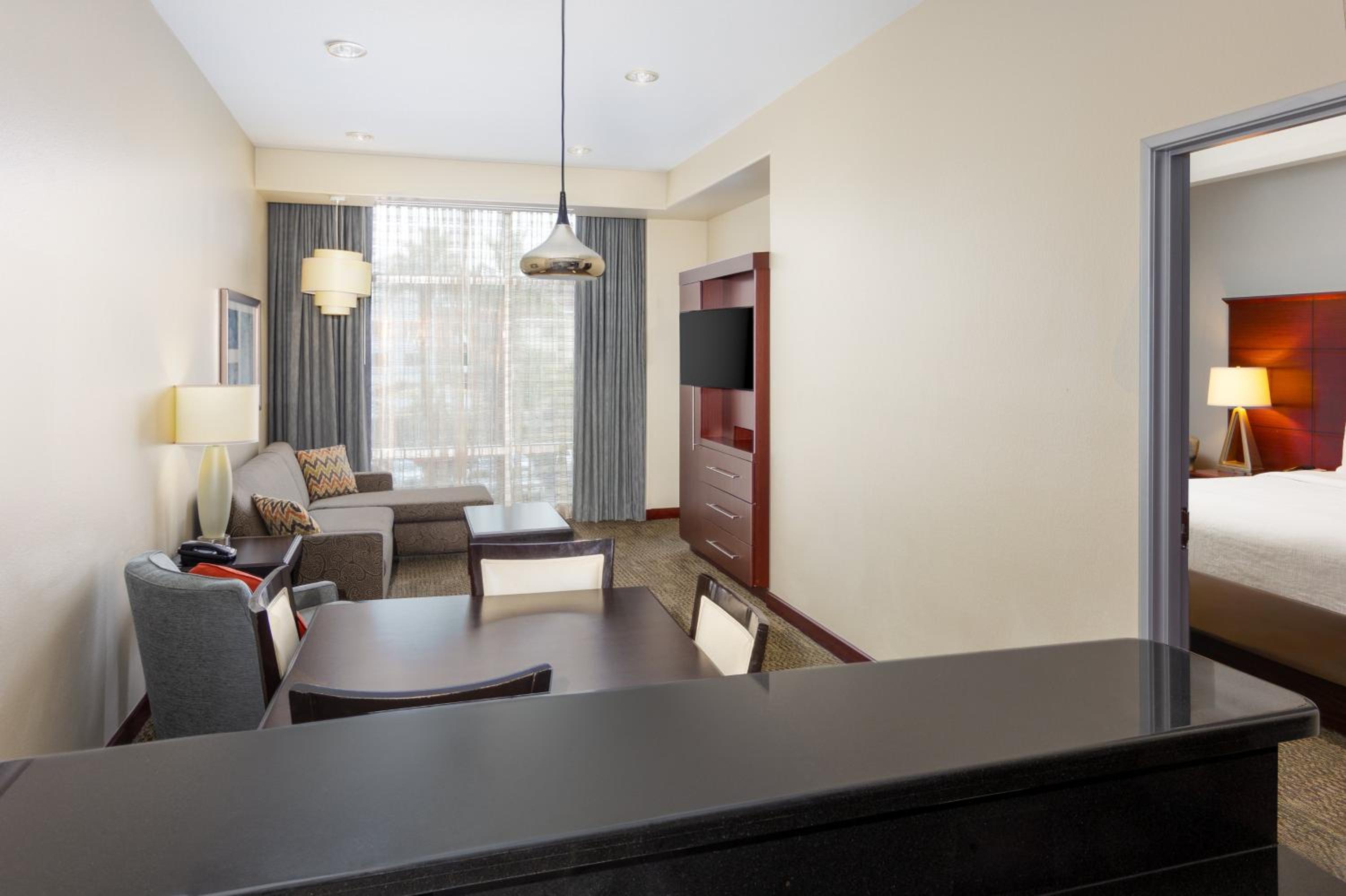 One-Bedroom King Suite - Photo 11
