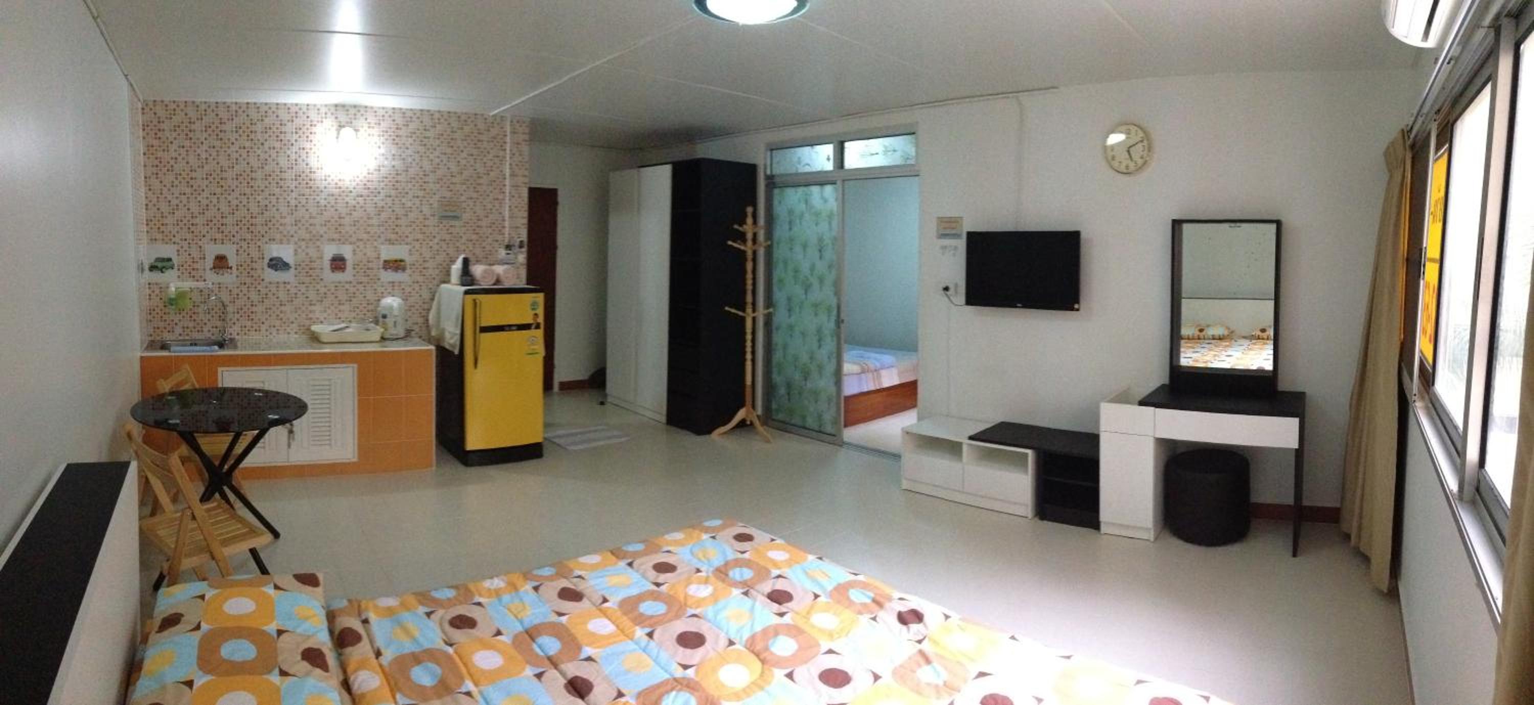 Two-Bedroom Apartment - Photo 22