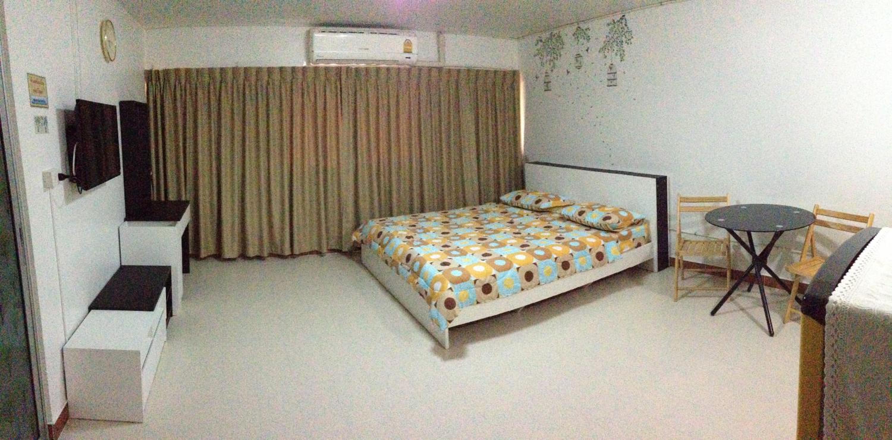 Two-Bedroom Apartment - Photo 20