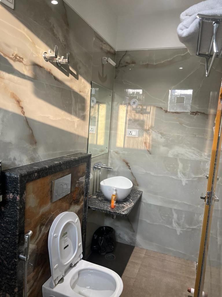 Triple Room with Bathroom photo 3