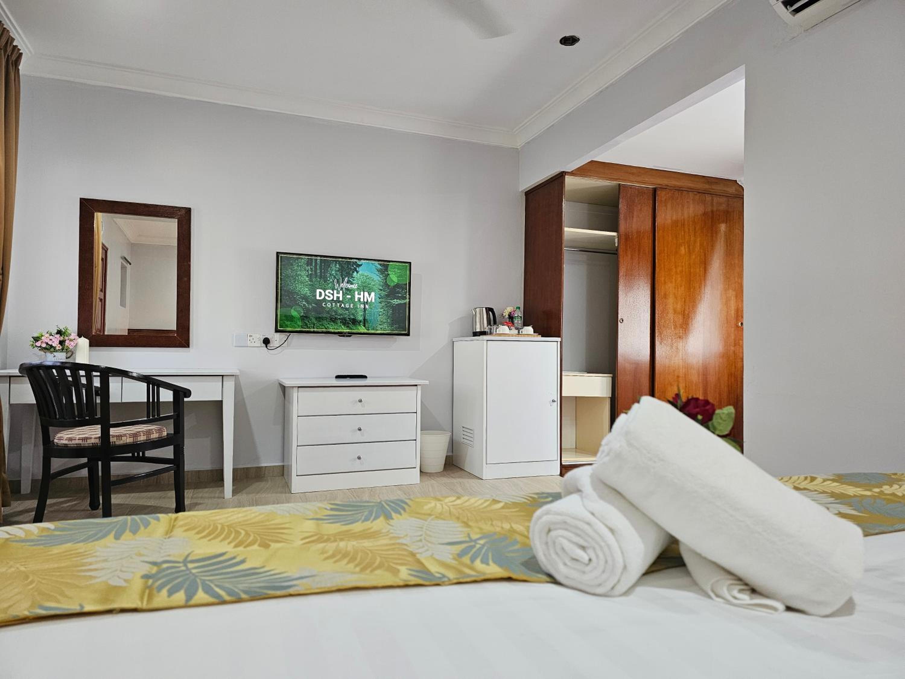 Deluxe Twin Room - Photo 1