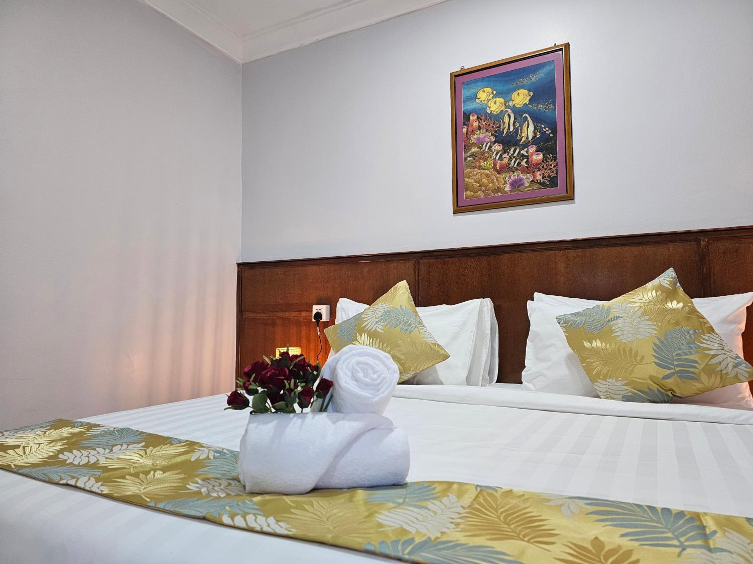 Deluxe King Room photo 1
