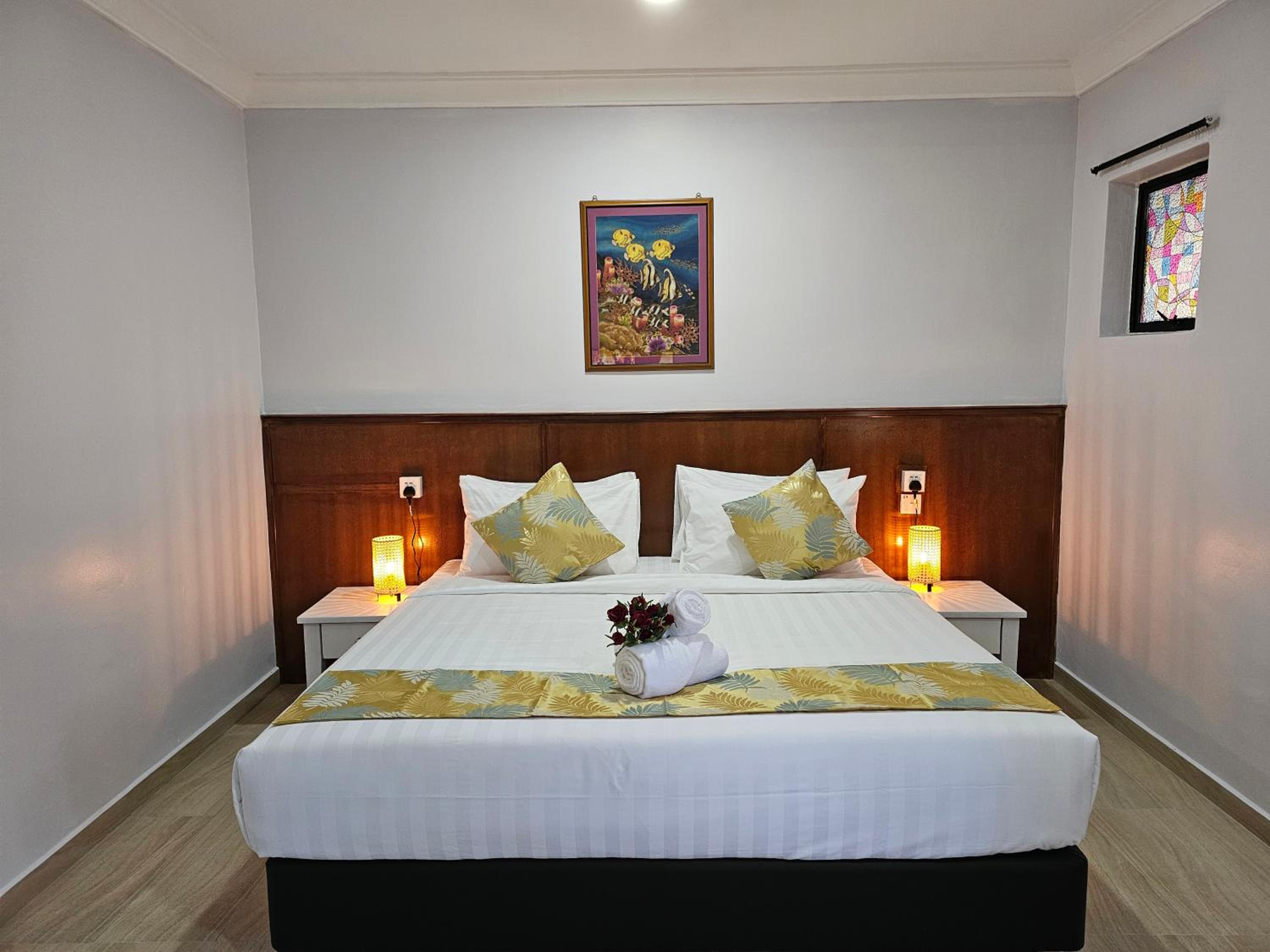 Deluxe King Room photo 2