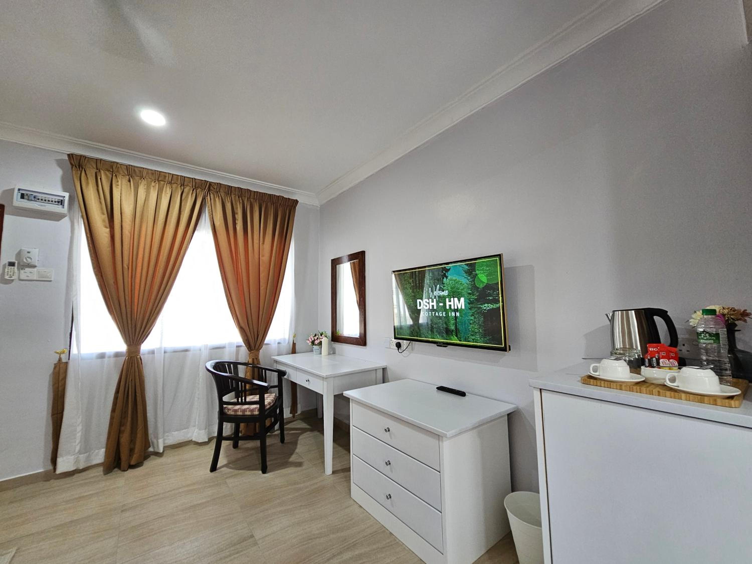 Deluxe Twin Room - Photo 8