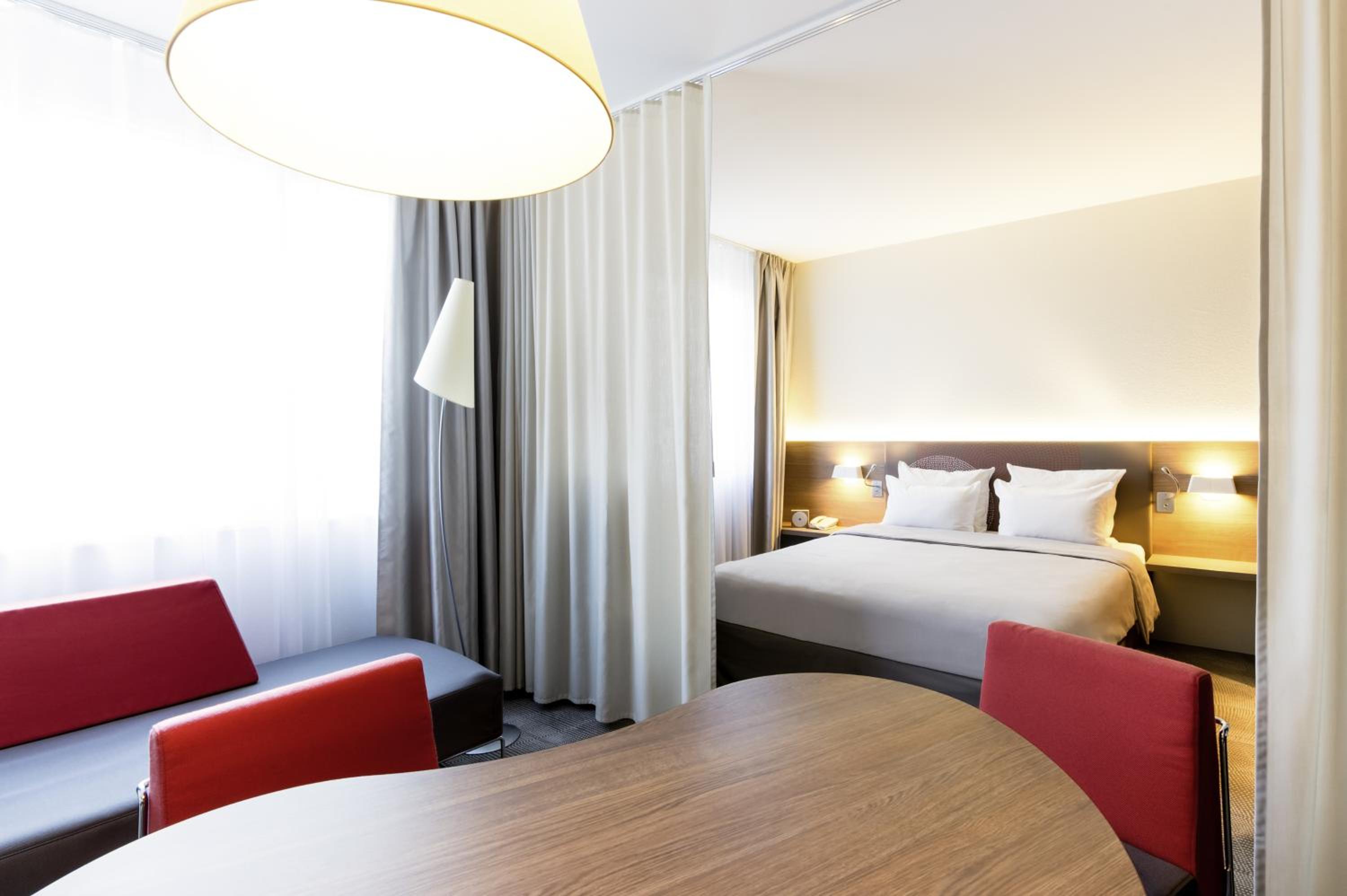 Superior Double Suite with Sofa Bed photo 3