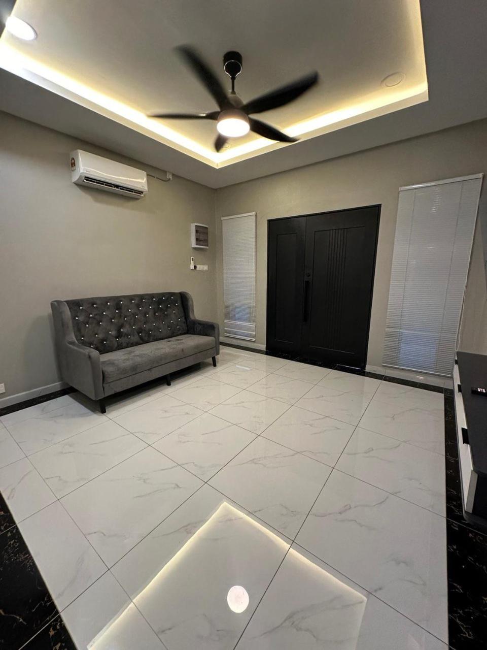 Family Bungalow photo 2