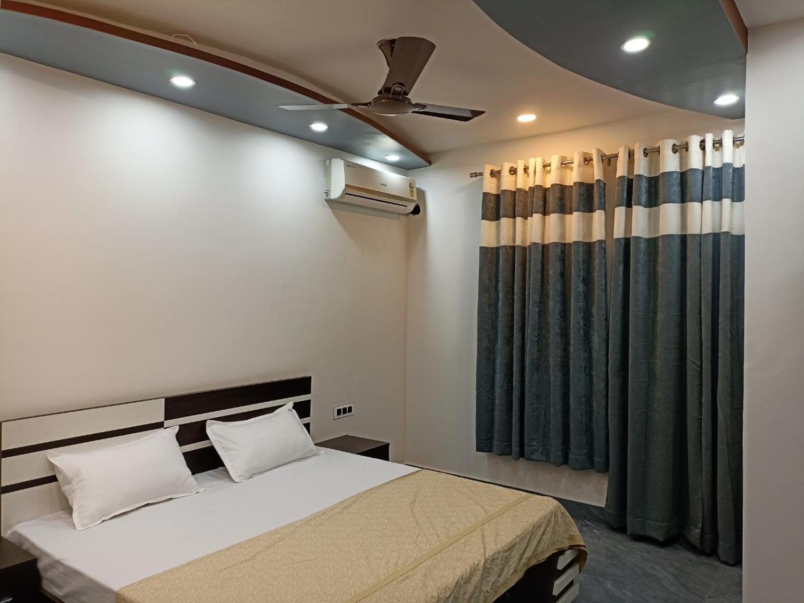 Double Room with Private Bathroom photo 3