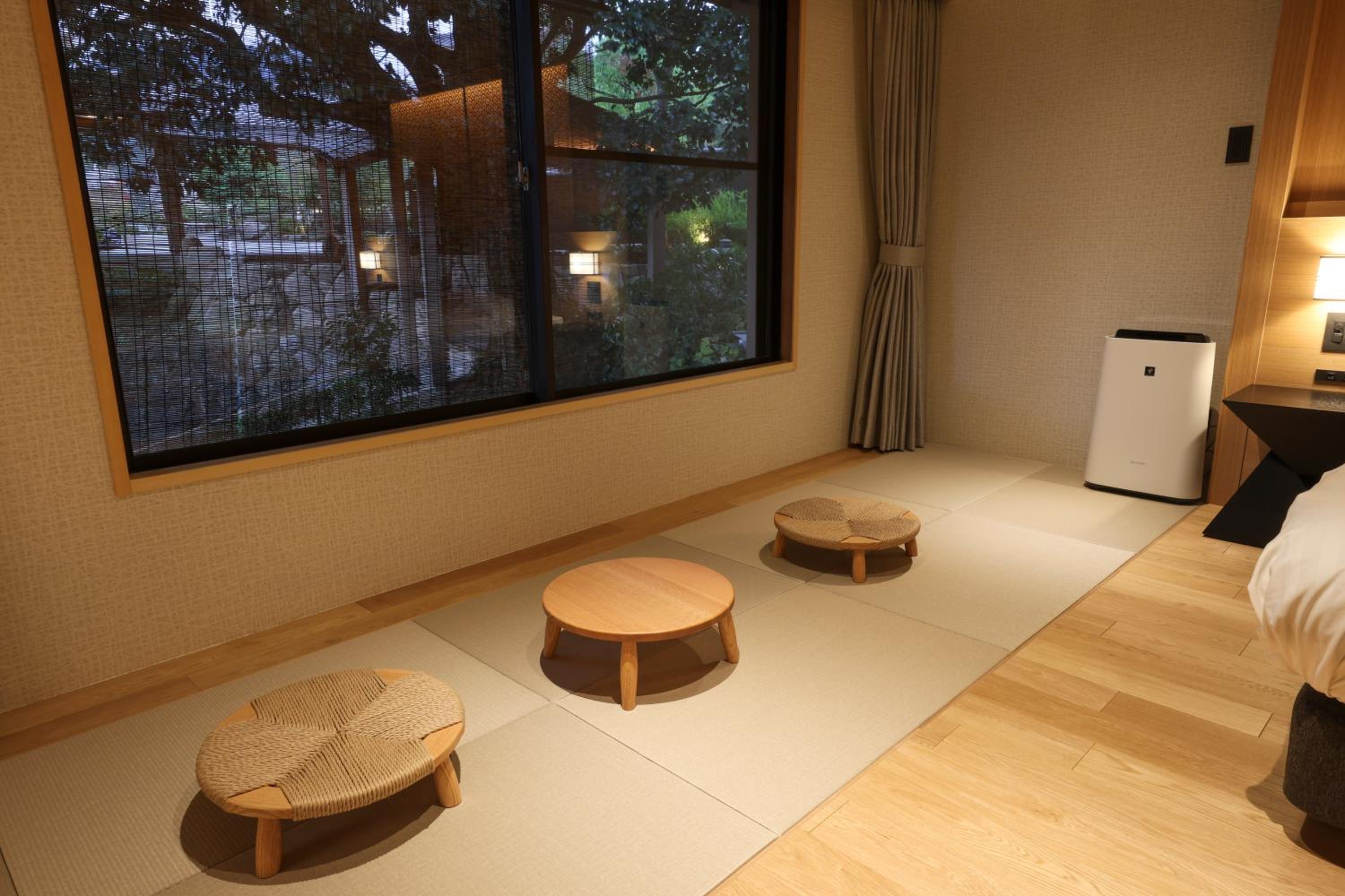 Twin Room - Photo 5