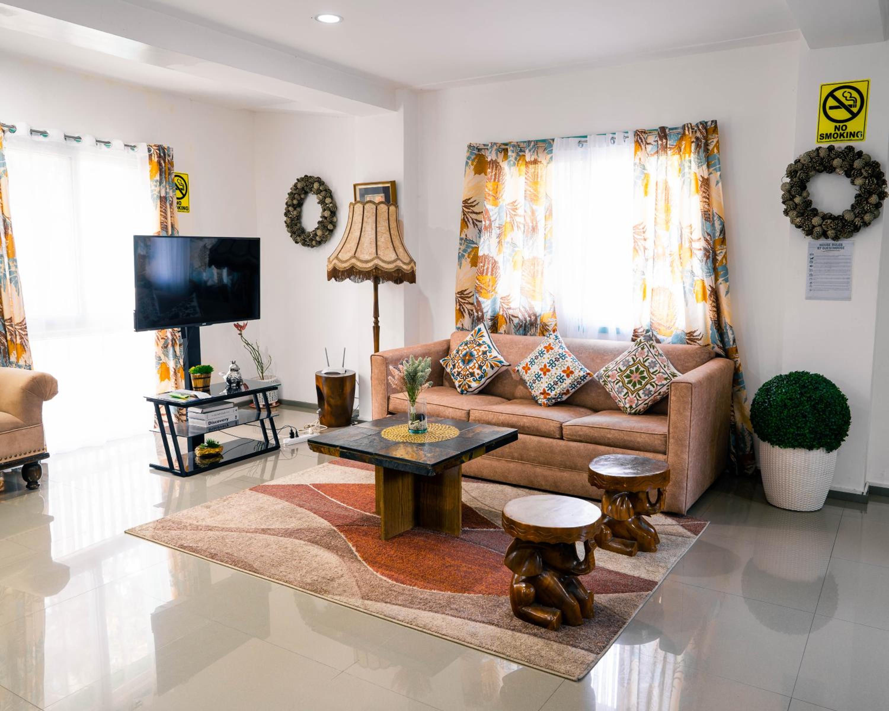Three-Bedroom Apartment photo 1