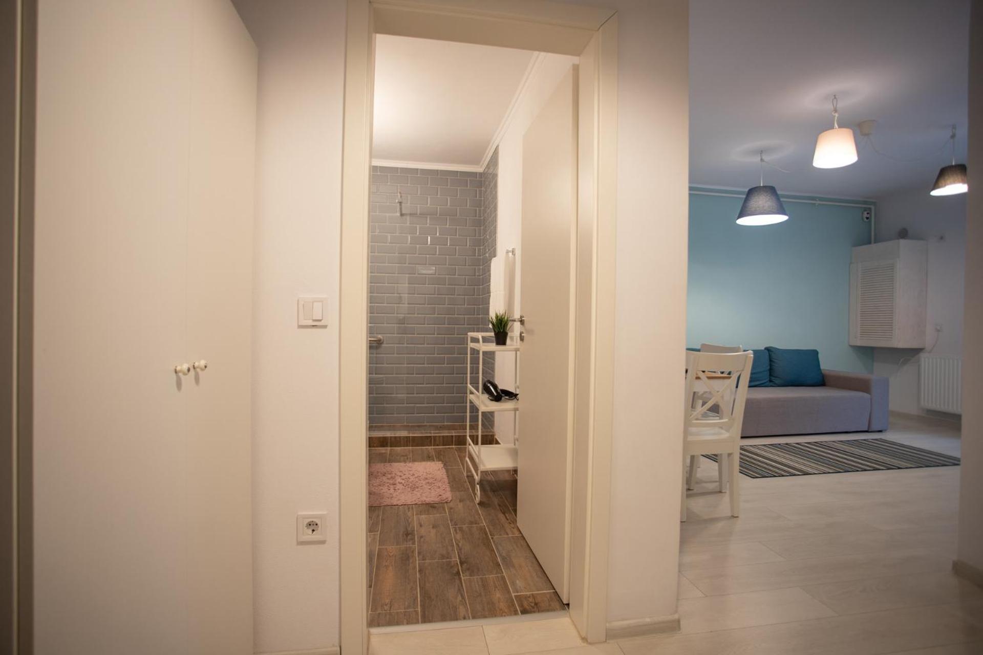 Apartment - Photo 16