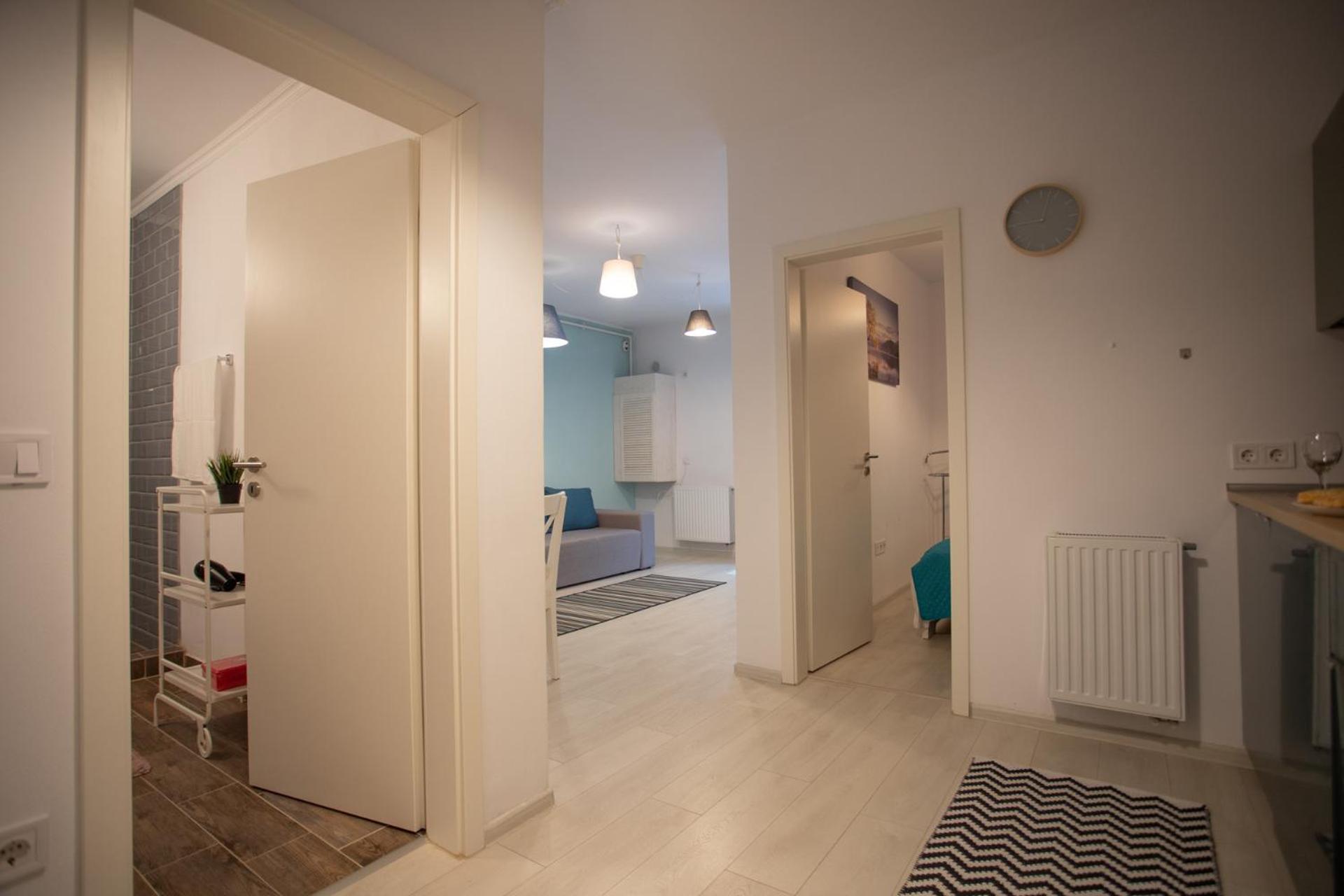 Apartment - Photo 3