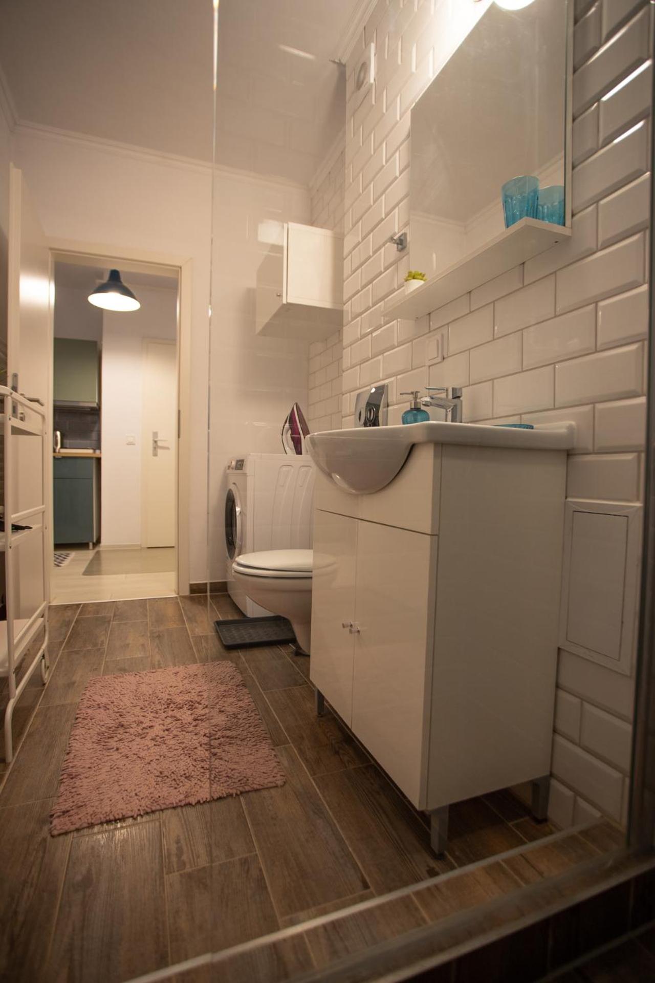 Apartment - Photo 4