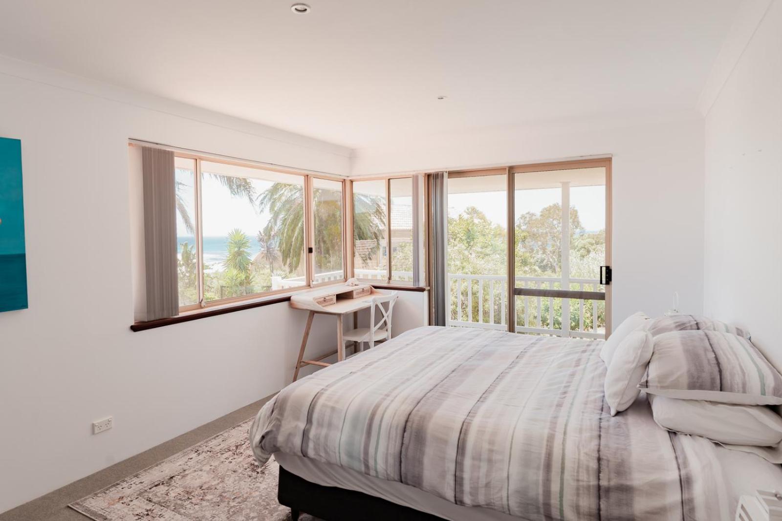 Four-Bedroom House photo 1