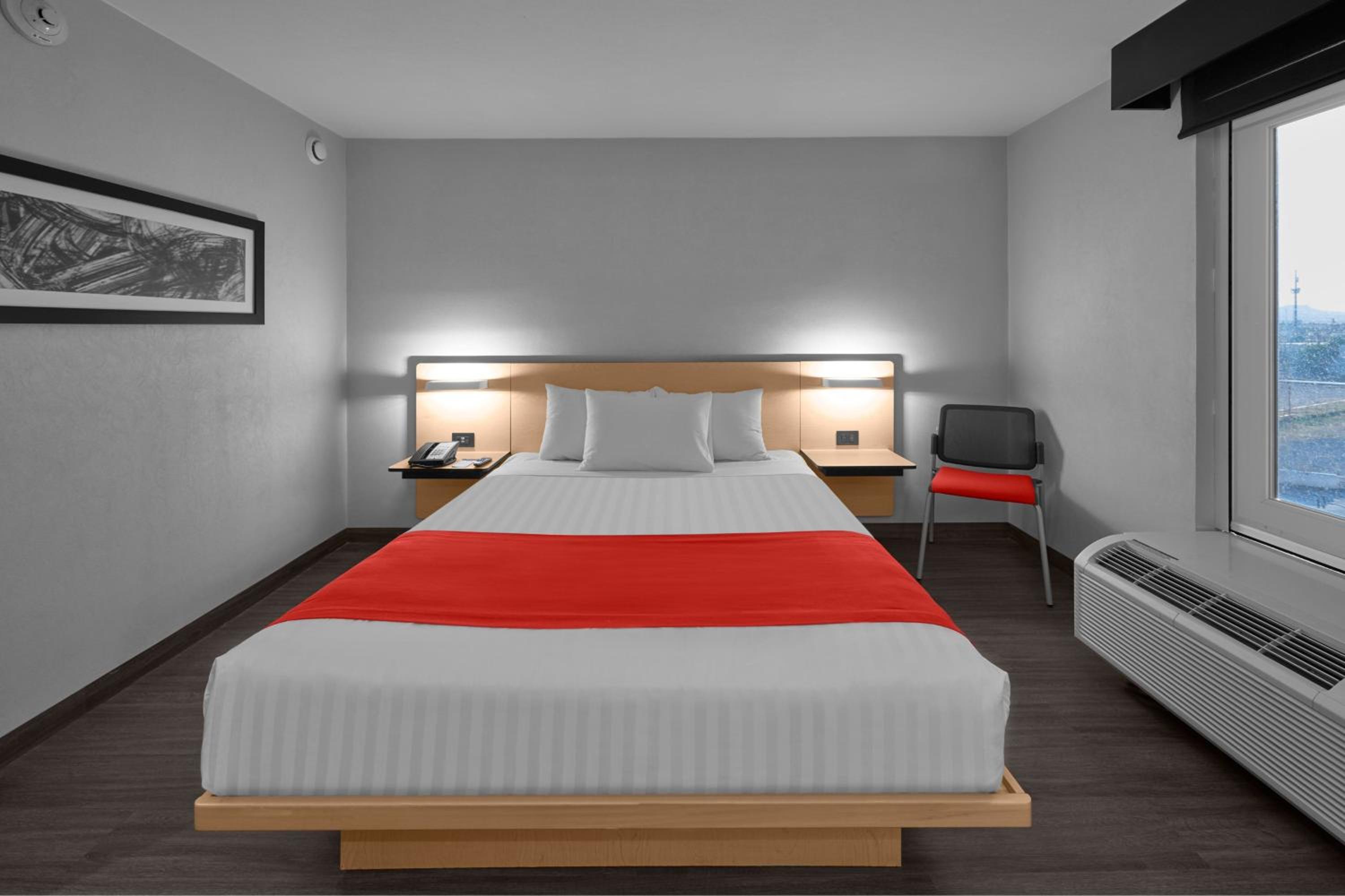 Queen Room - Photo 4