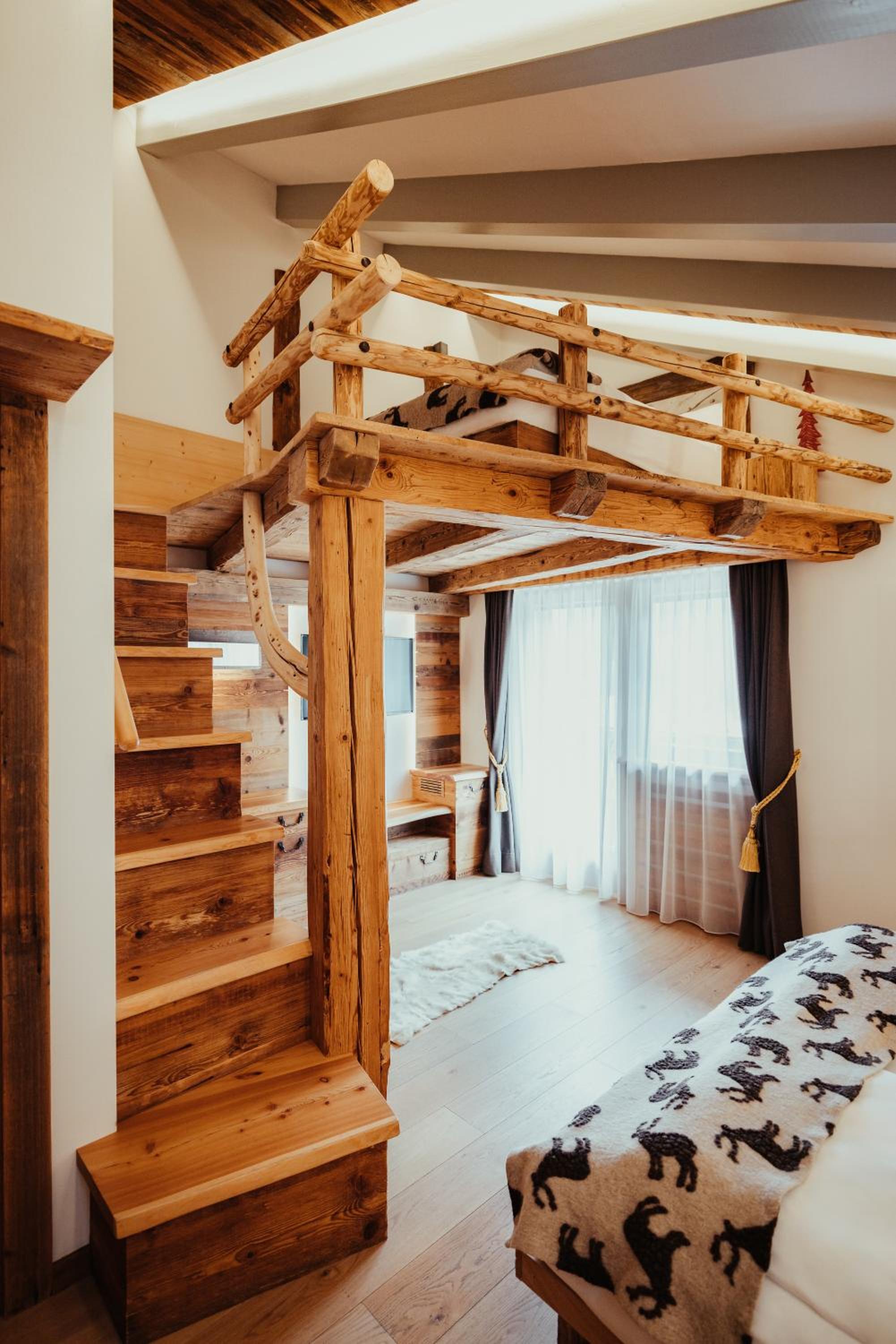 Deluxe Quadruple Room - Photo 5
