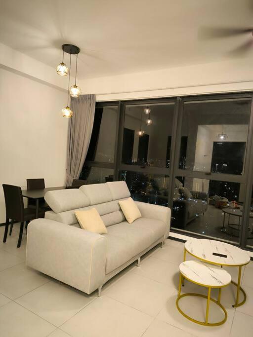 Three-Bedroom Apartment photo 1