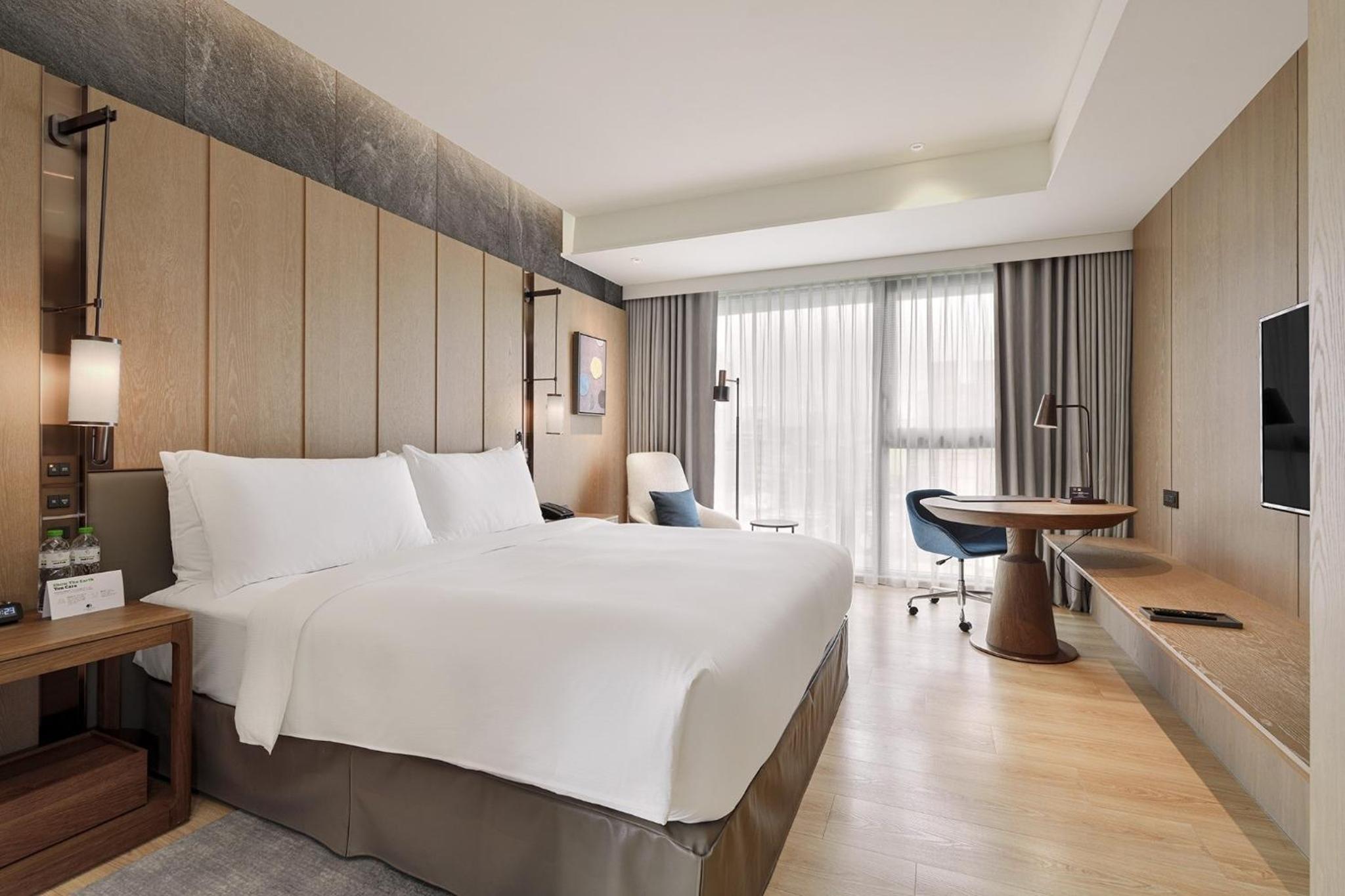 Available room