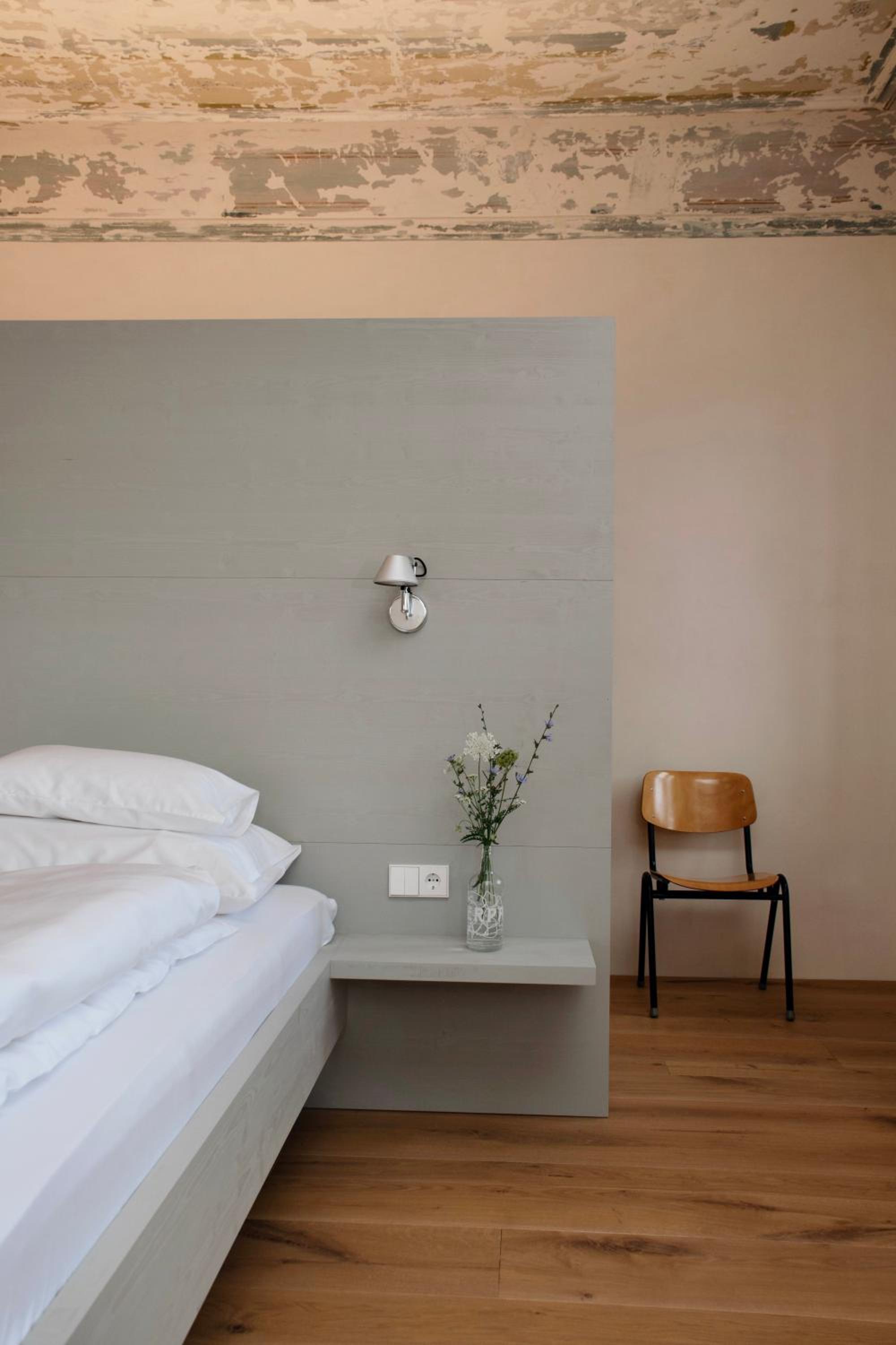 Deluxe Double Room with Shower