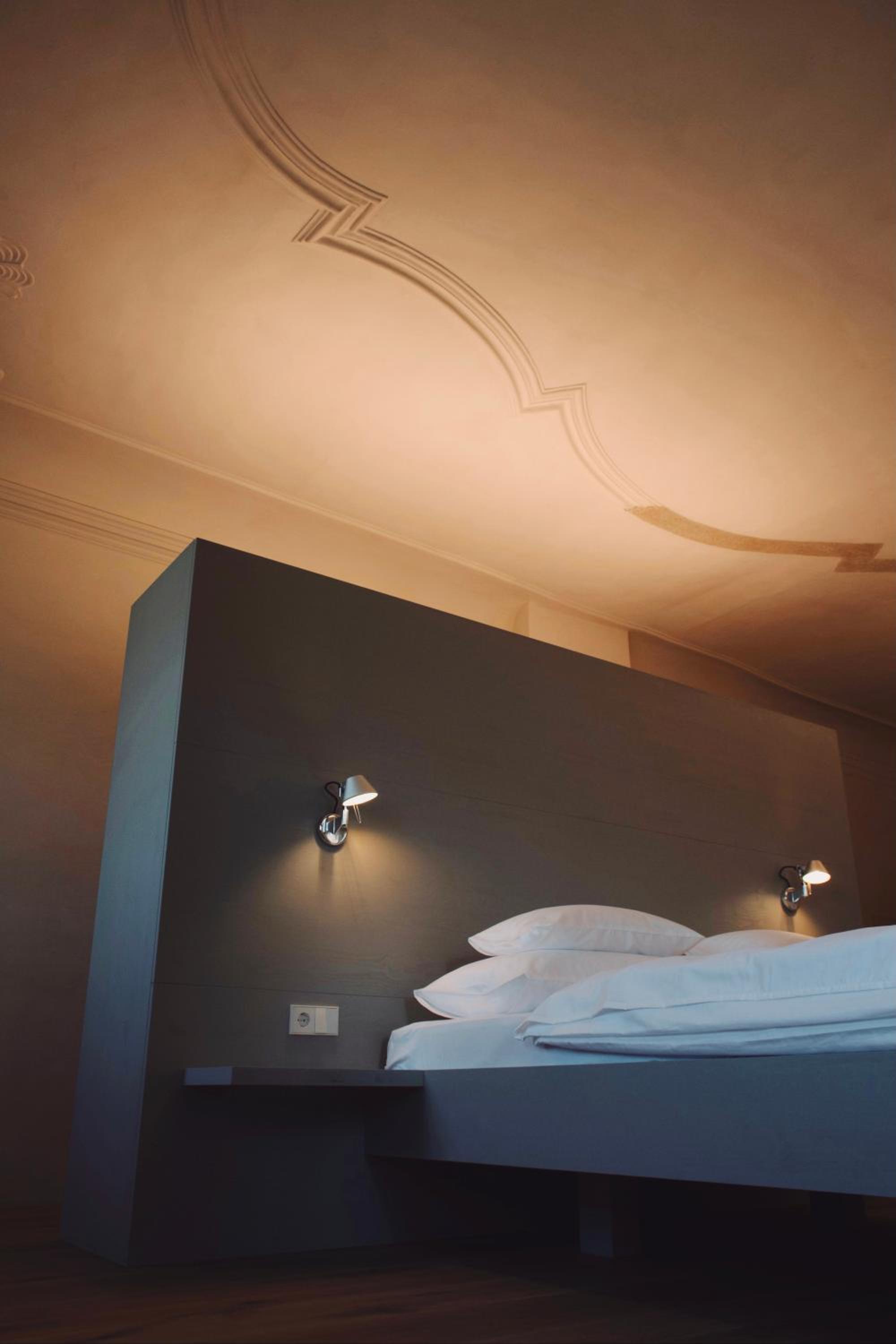Deluxe Double Room with Shower