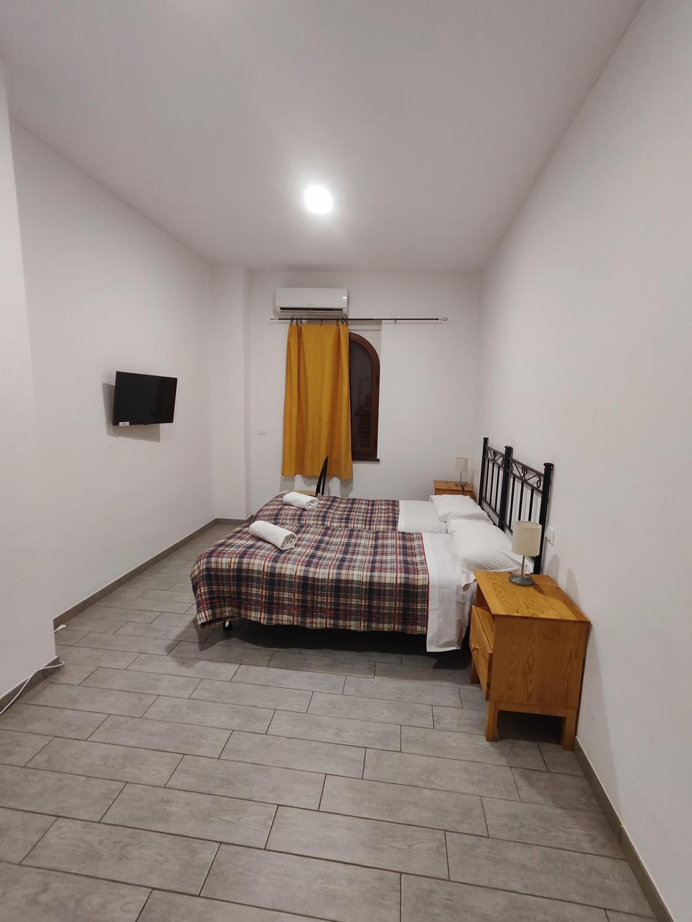 Double or Twin Room with Sea View