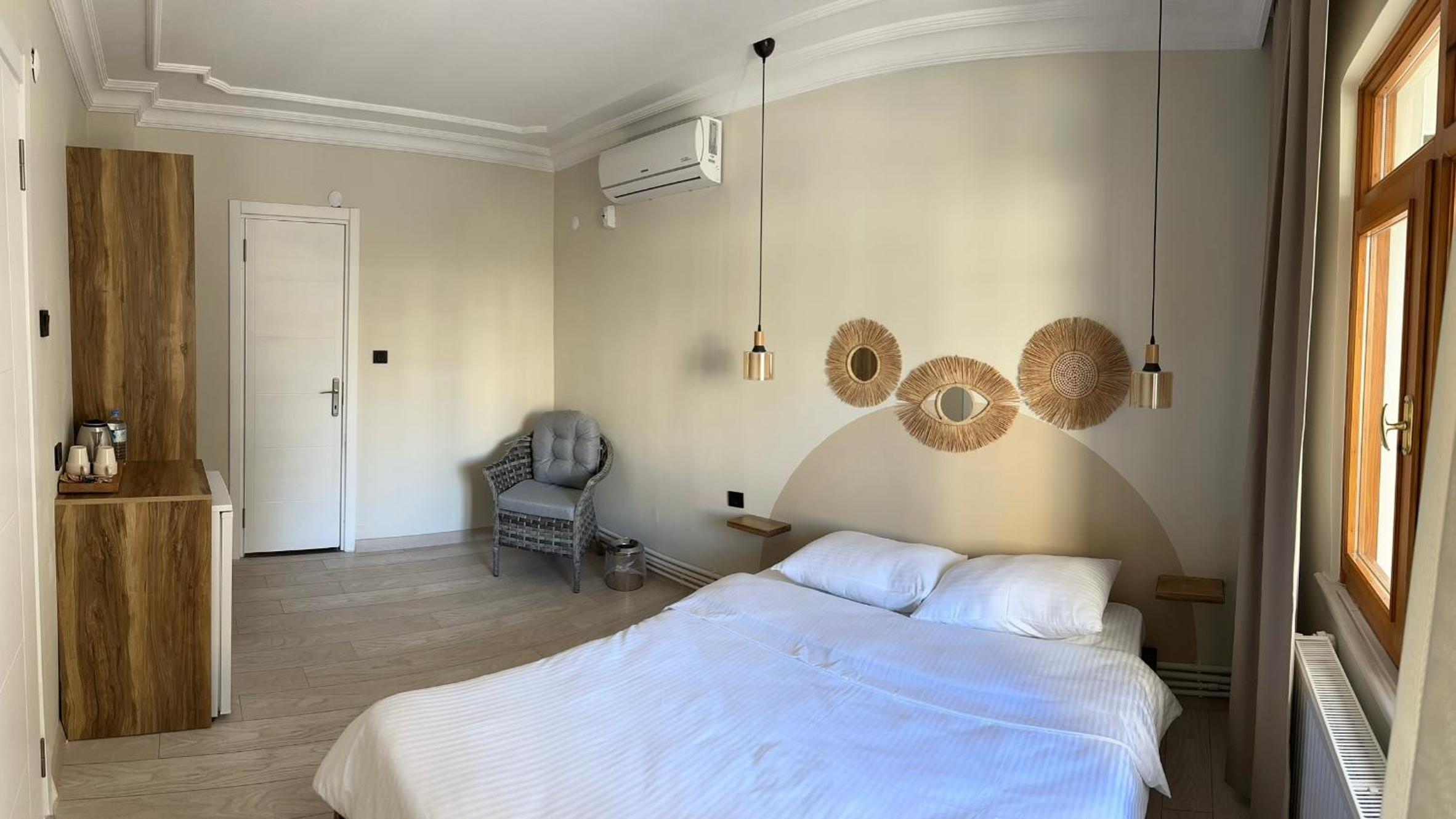 Economy Double Room photo 1