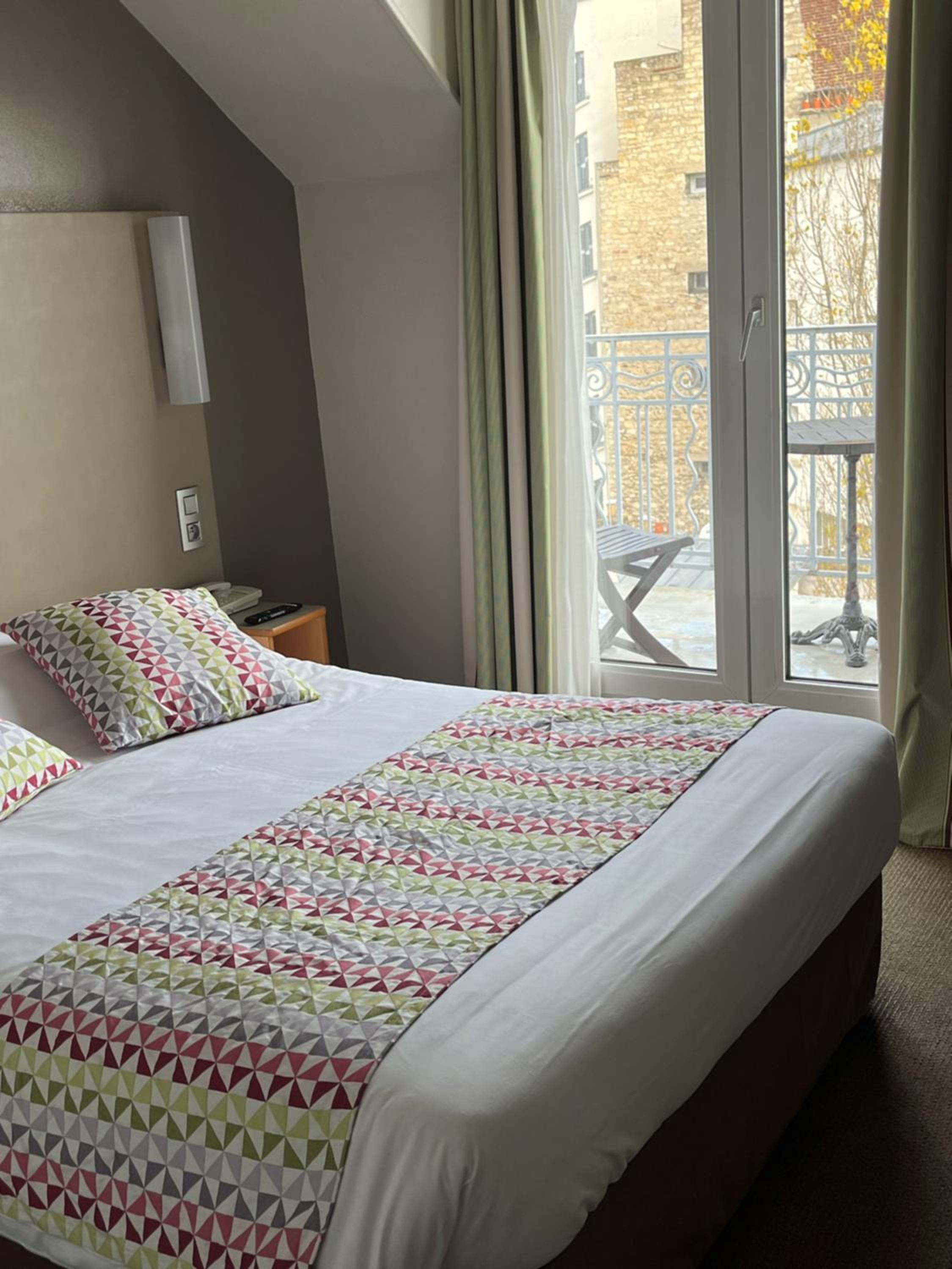 Prestige Room - One Double Bed photo 3
