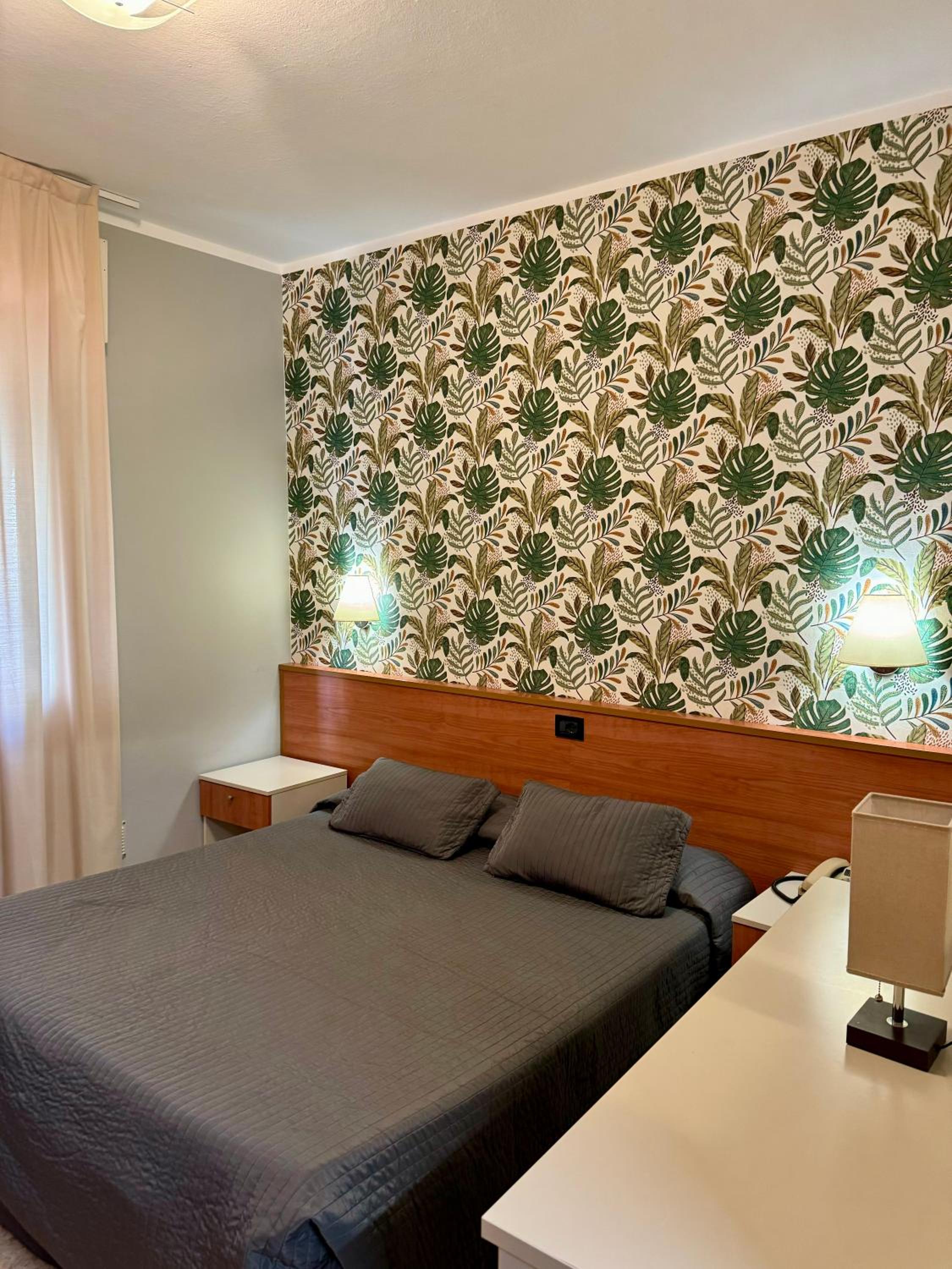Double or Twin Room - Photo 2