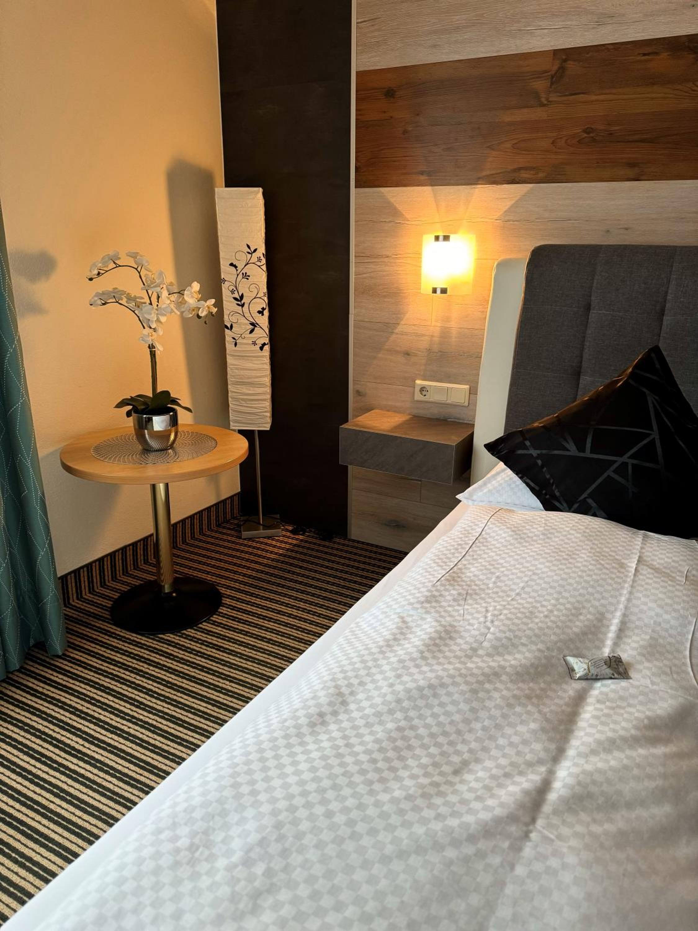 Deluxe Double Room - Photo 3