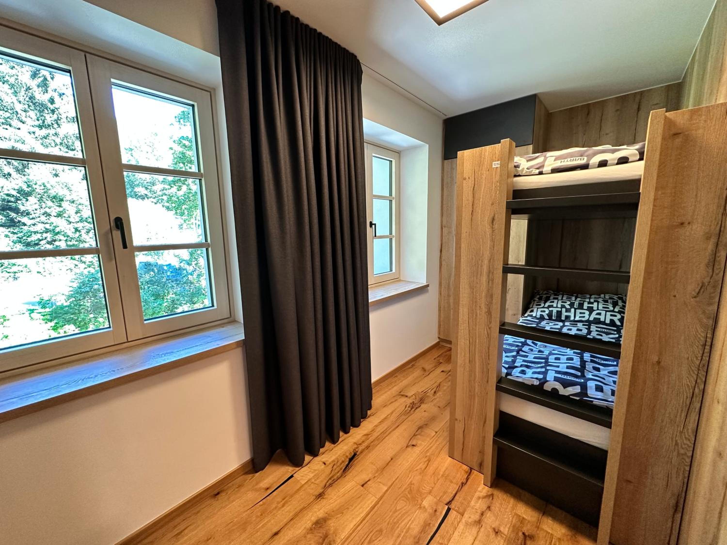 Deluxe Apartment photo 3