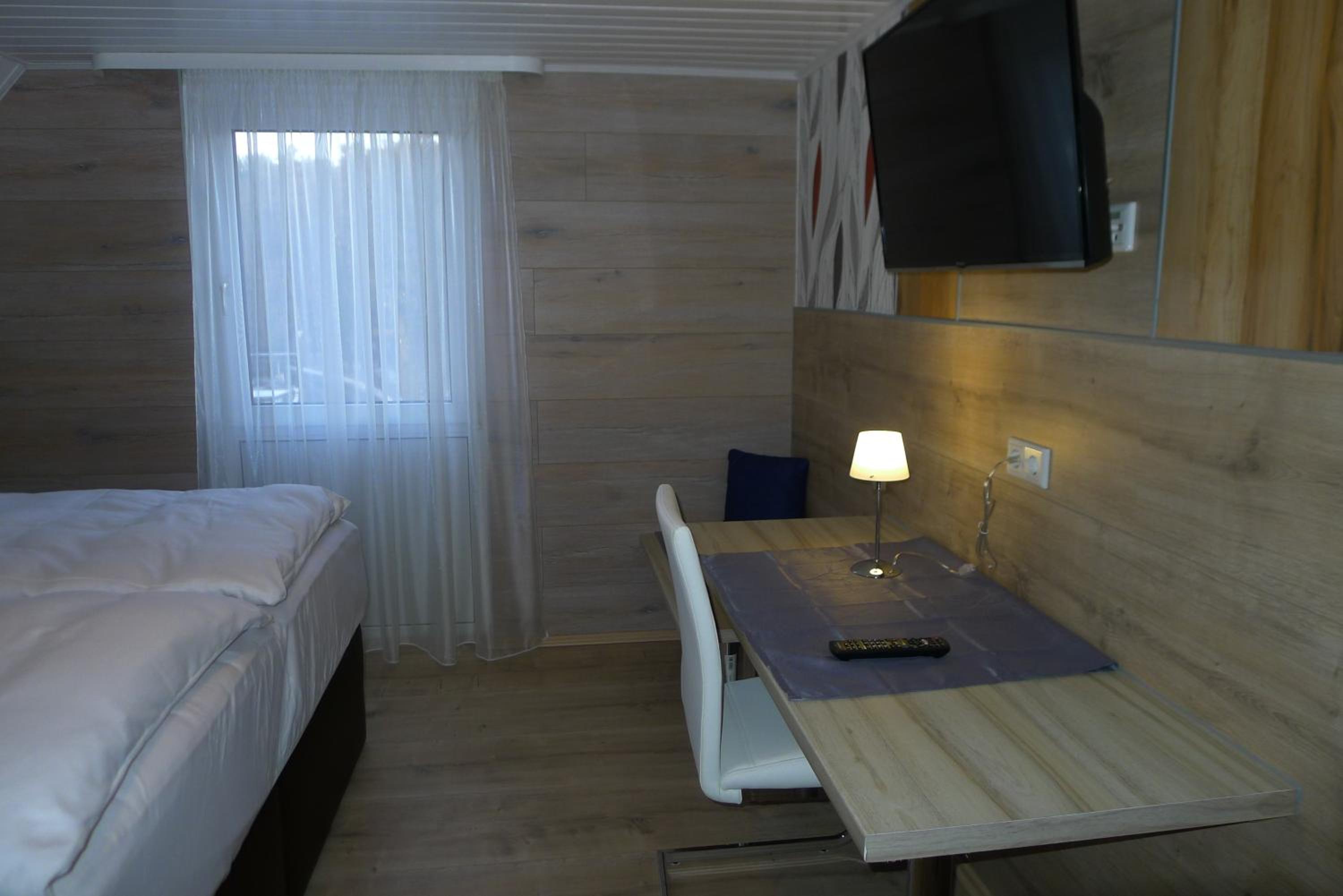Triple Room - Photo 6