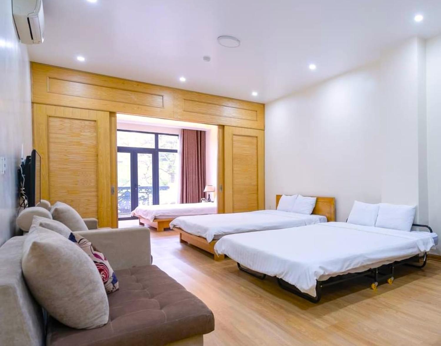 Apartment with Balcony
