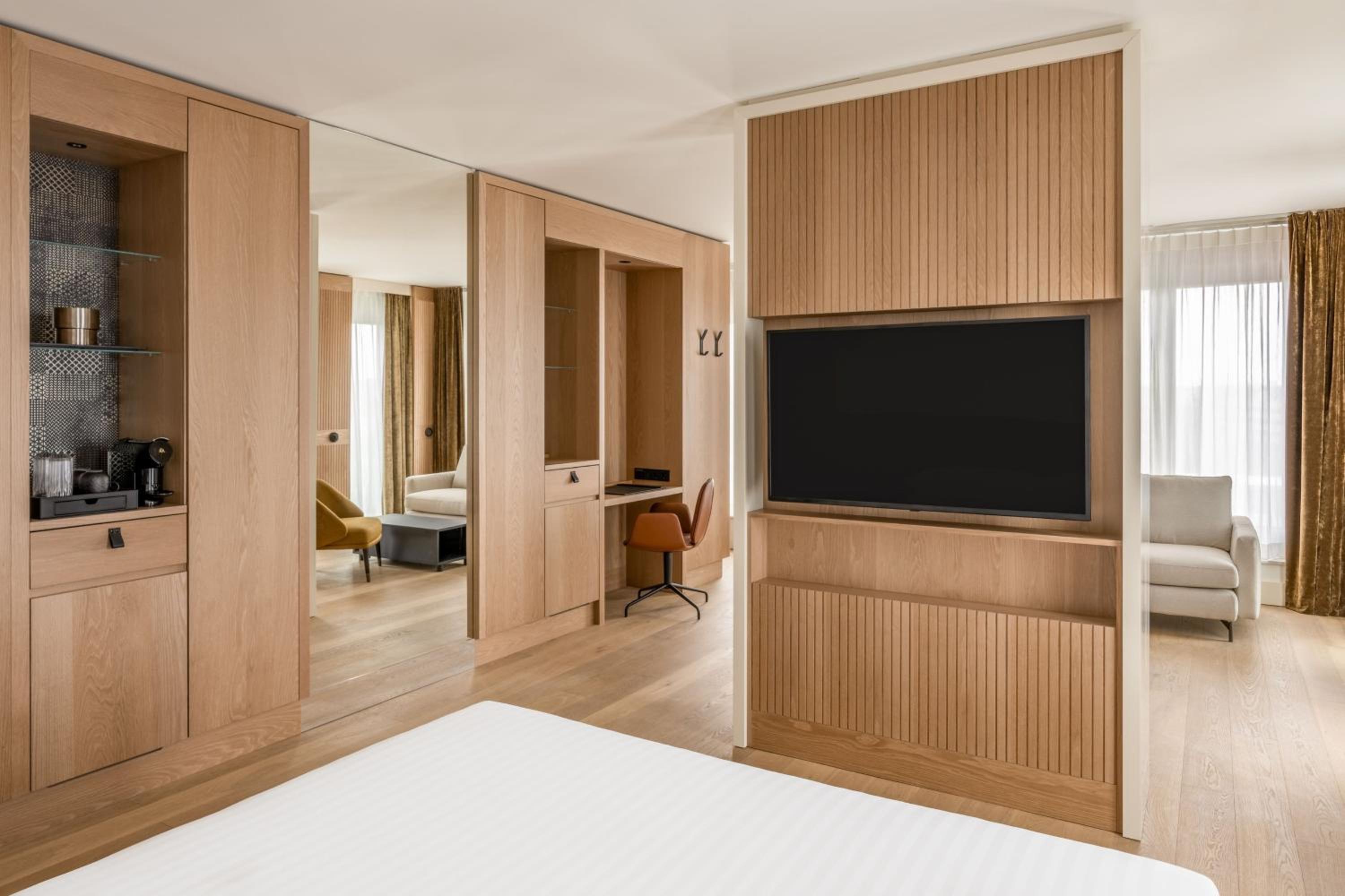 Königssuite – Club-Lounge-Zugang Königssuite – Club-Lounge-Zugang