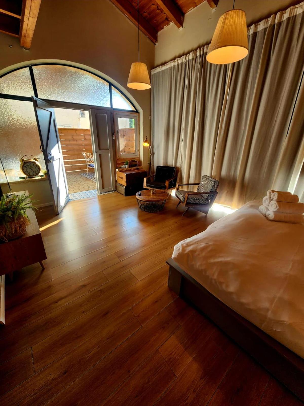 Suite photo 1