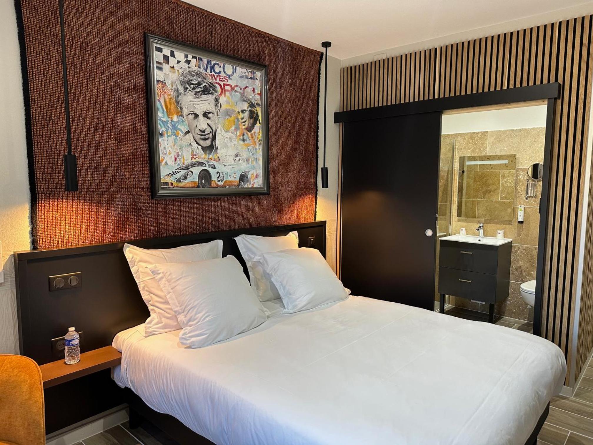 Double Room - Photo 1