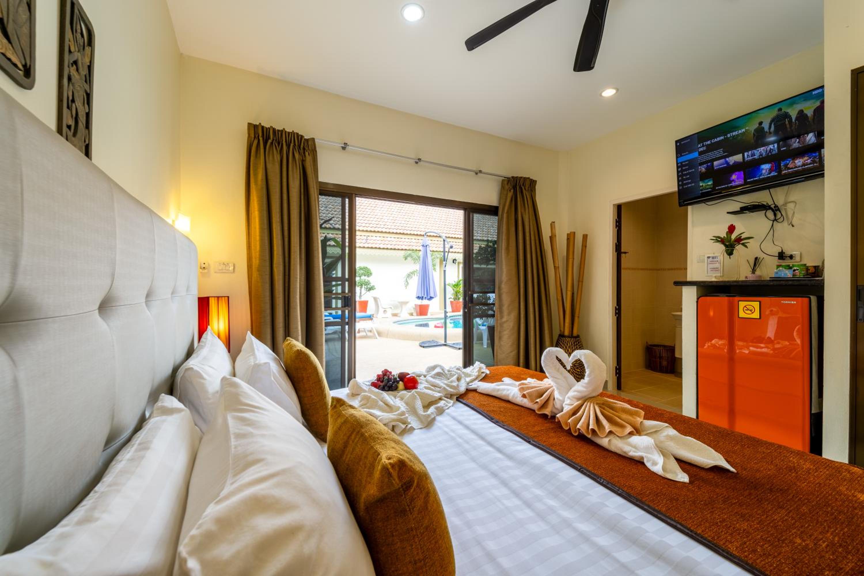 Villa photo 1