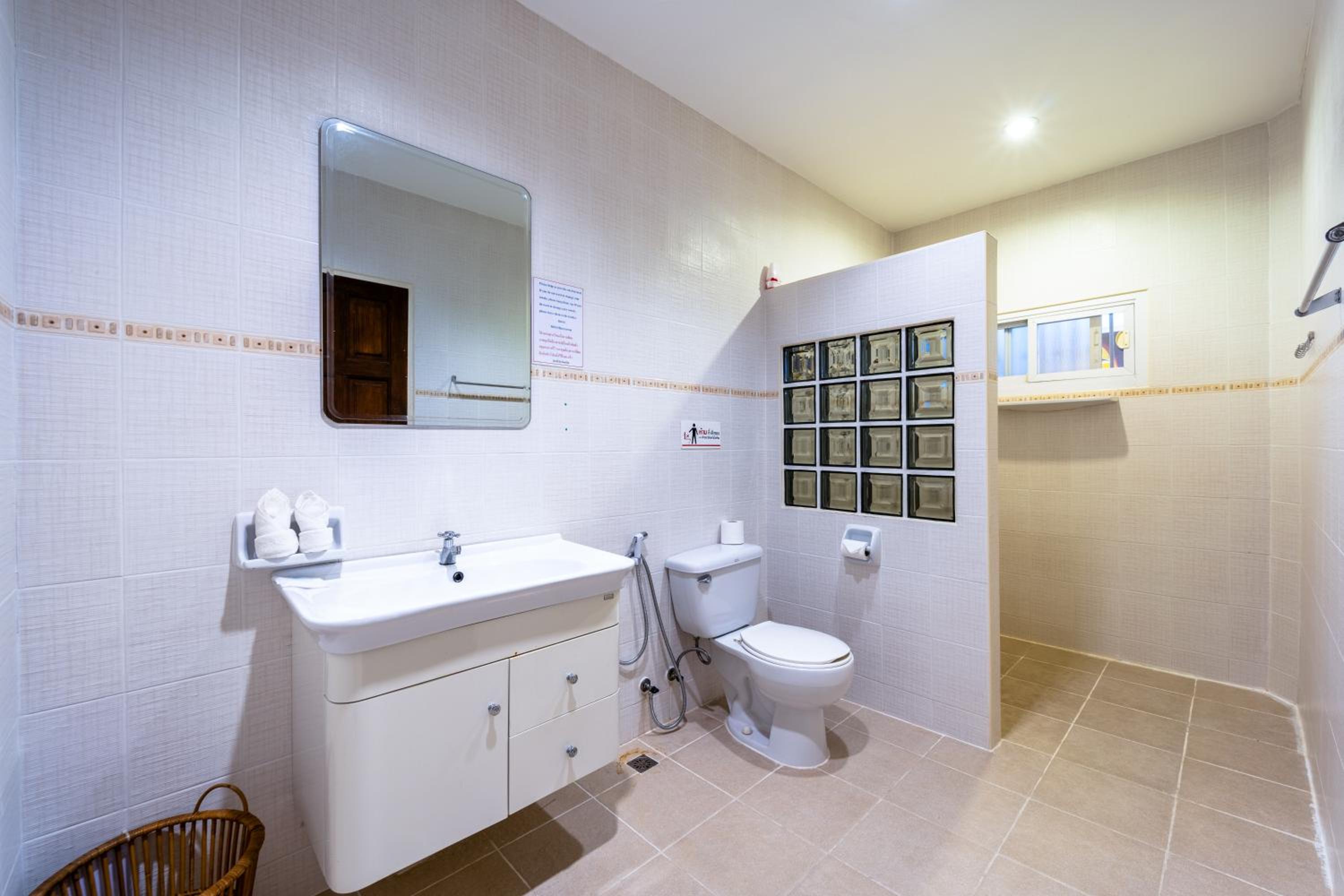 Two-Bedroom Villa photo 2