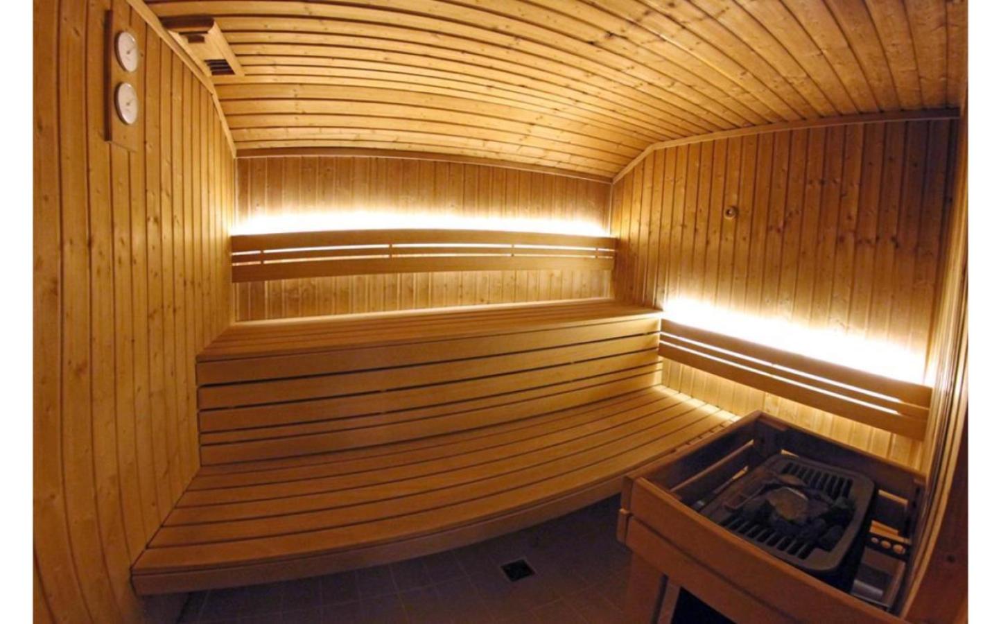Double or Twin Room - Photo 3