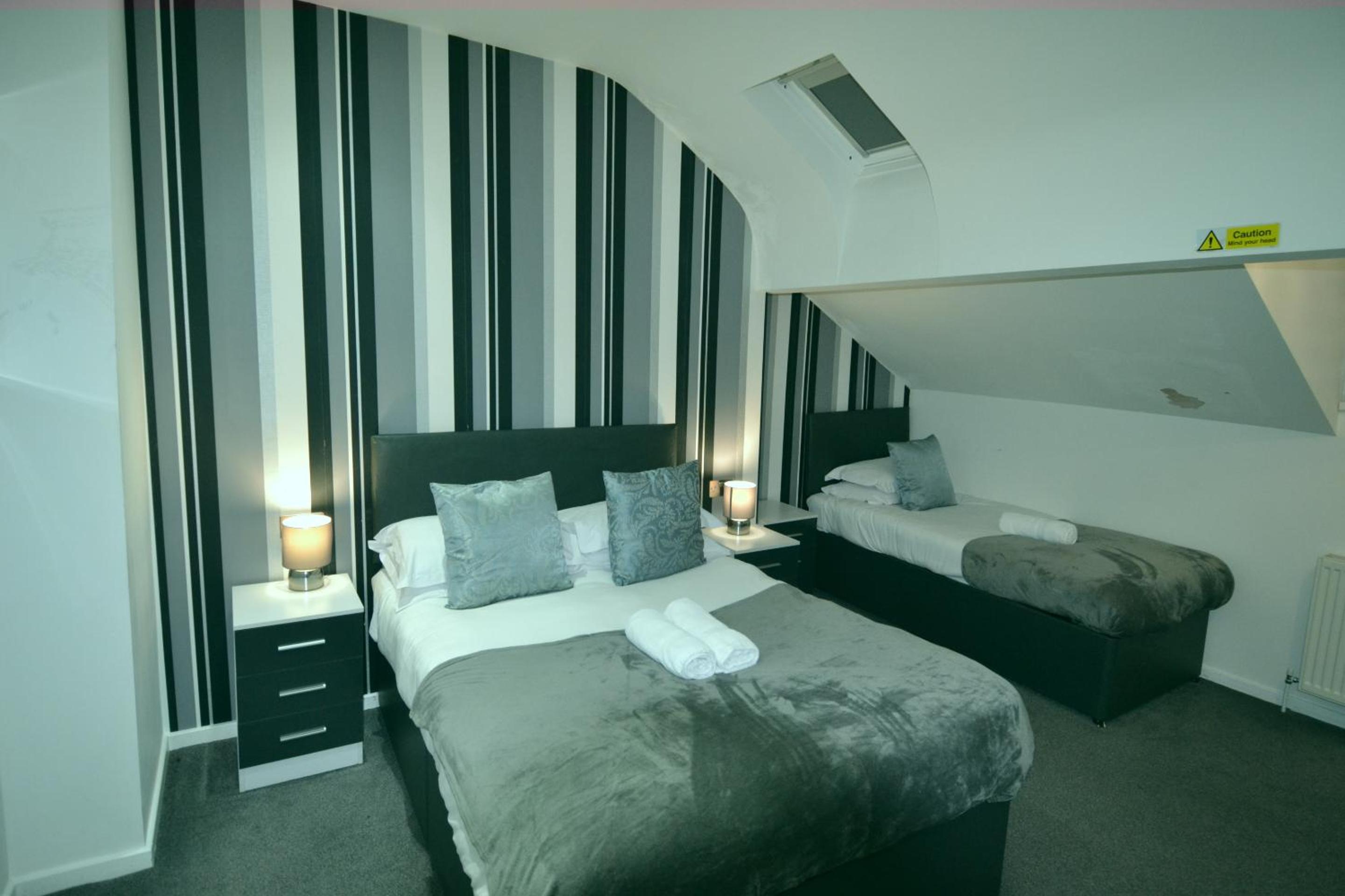 Deluxe Family Room