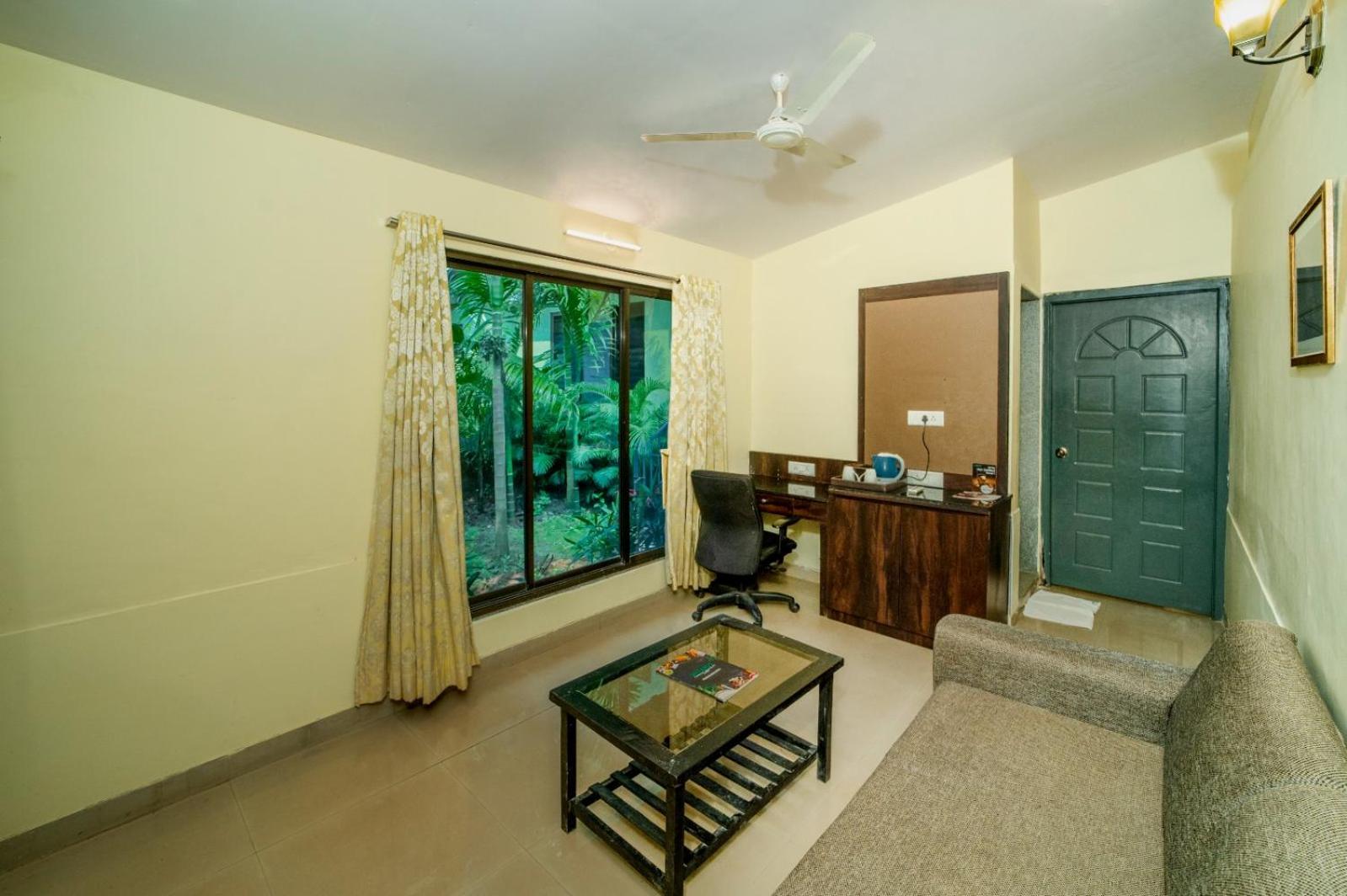 Deluxe Double Room photo 3