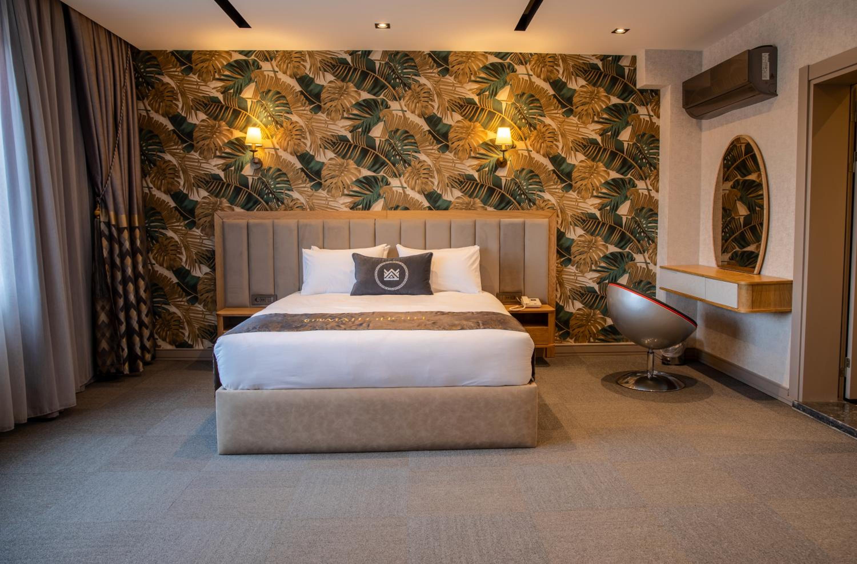 Suite With Balcony photo 3