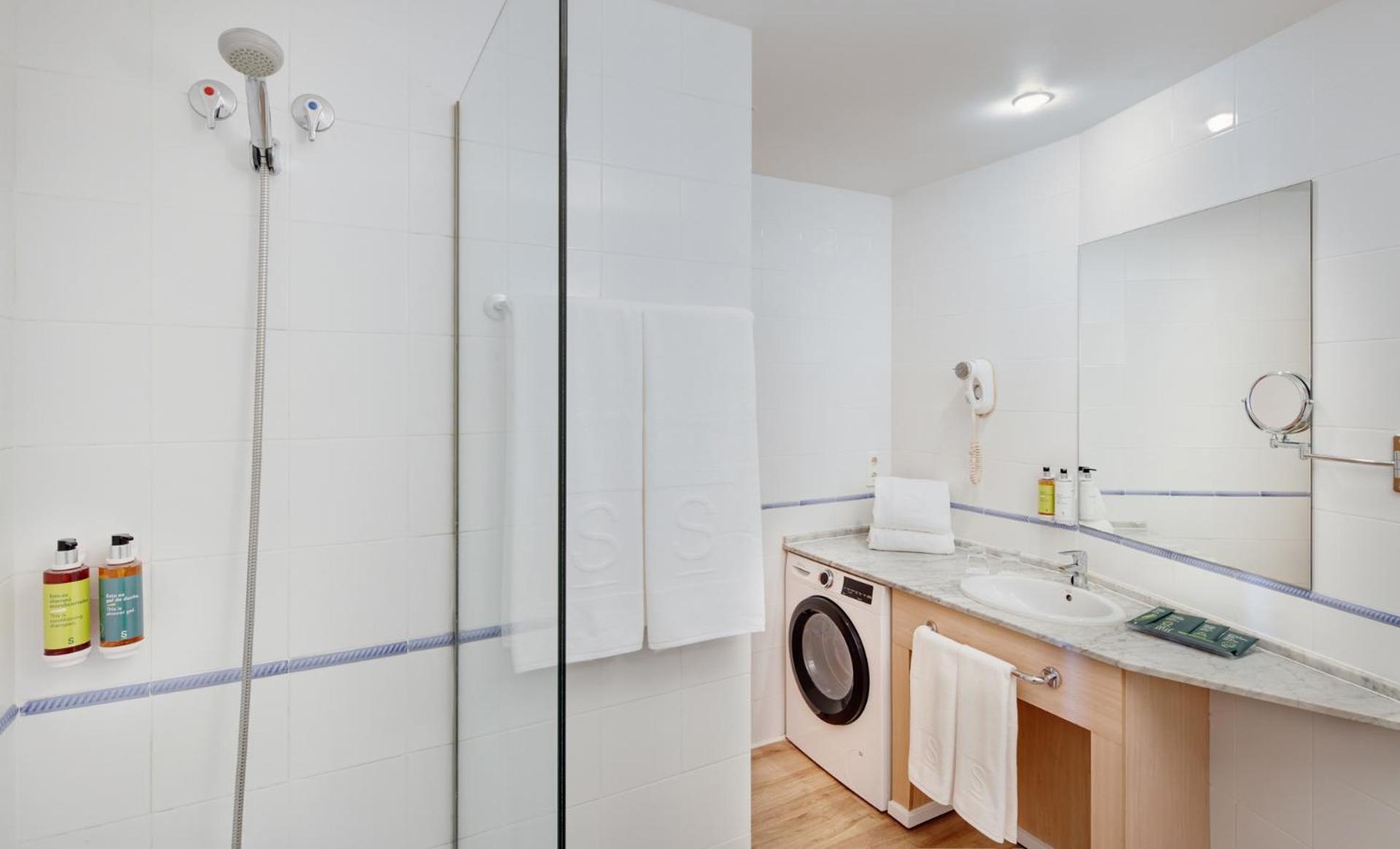 Two-Bedroom Studio Apartment - Photo 7